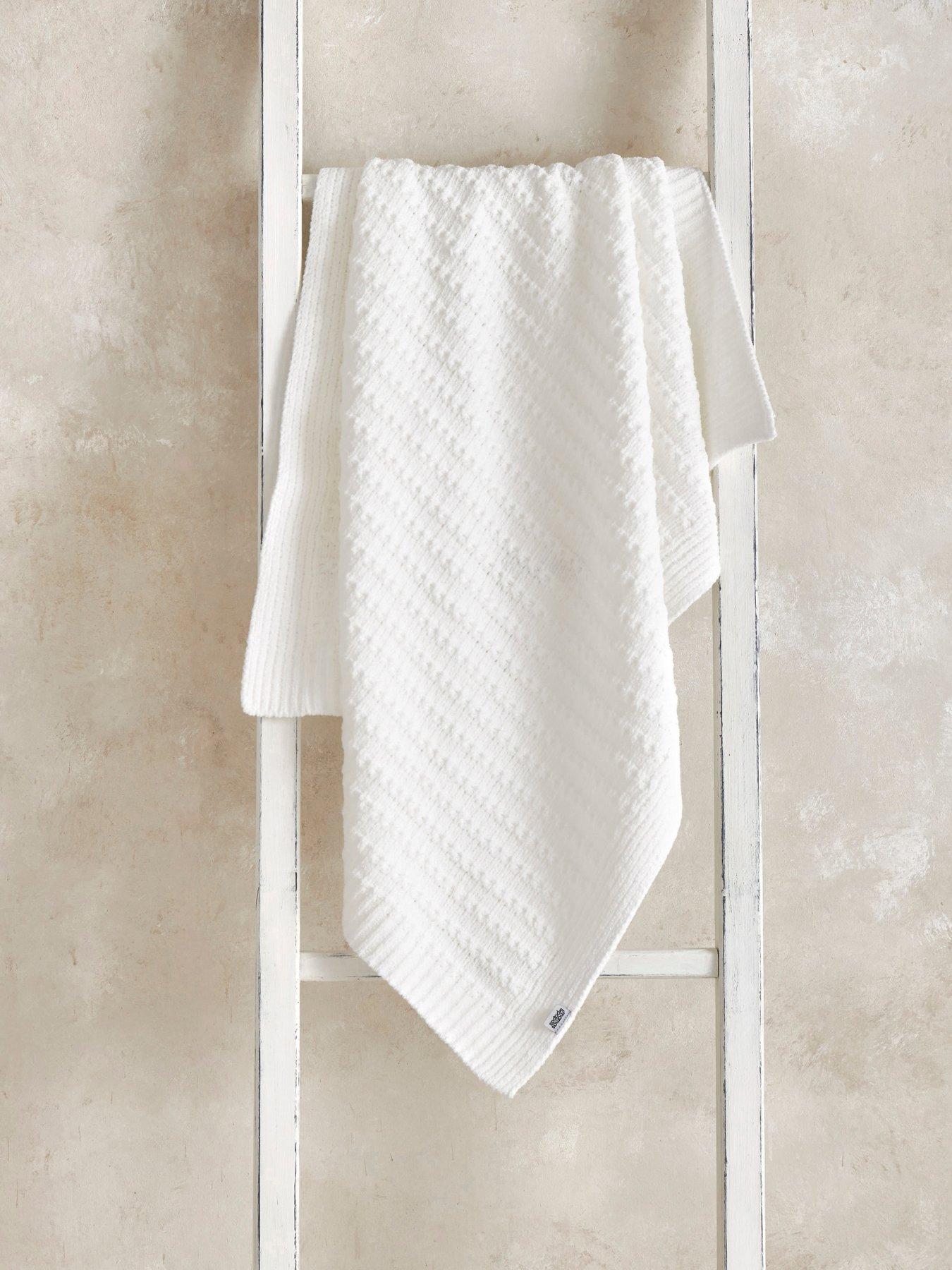 Mamas & Papas Nursery Small Knitted Blanket, White Stripe, 70 X 90 Cm - Image 3