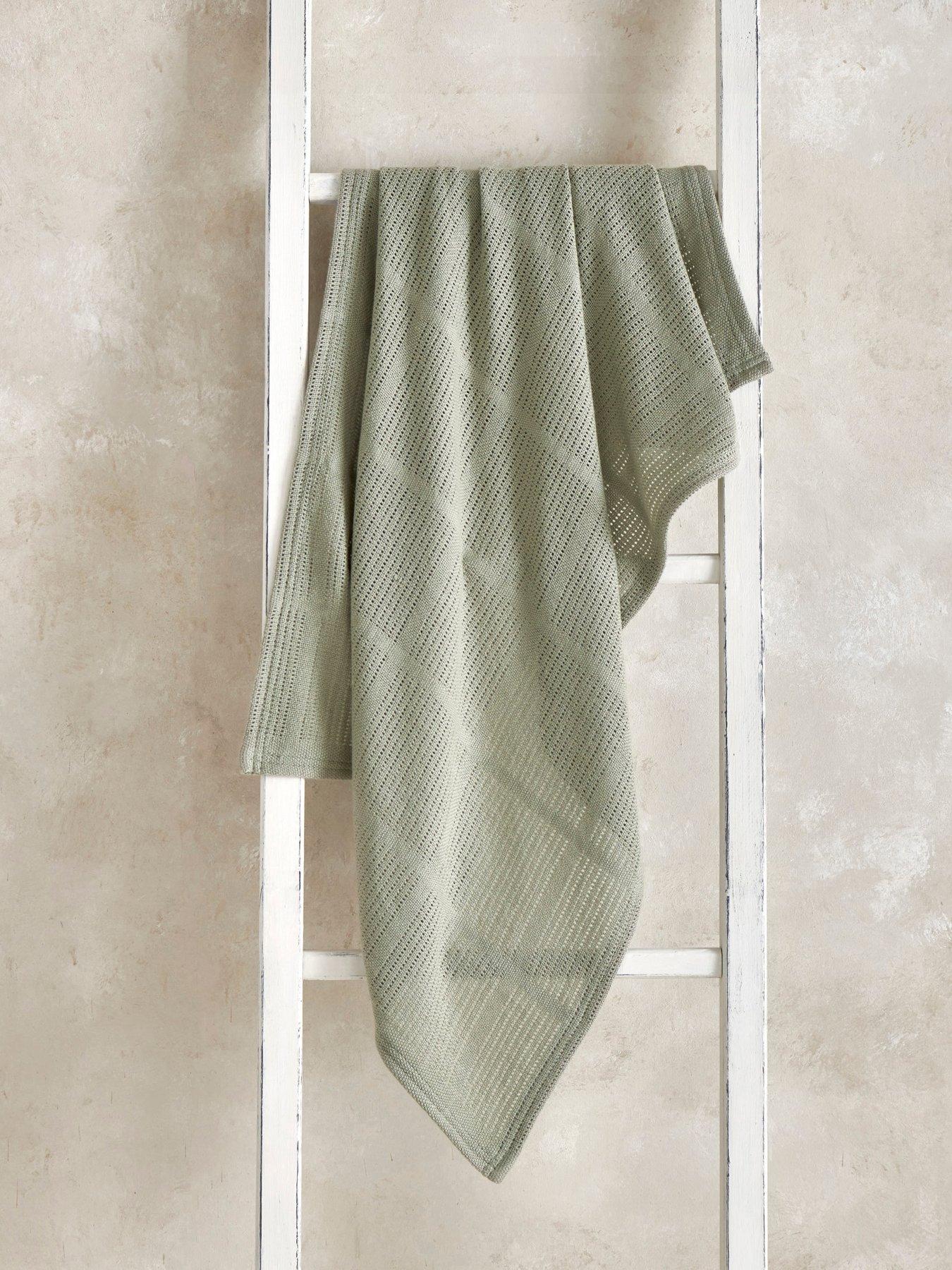 Mamas & Papas Cellular Blanket - Sage - Cotton/Viscose Blend - Image 3