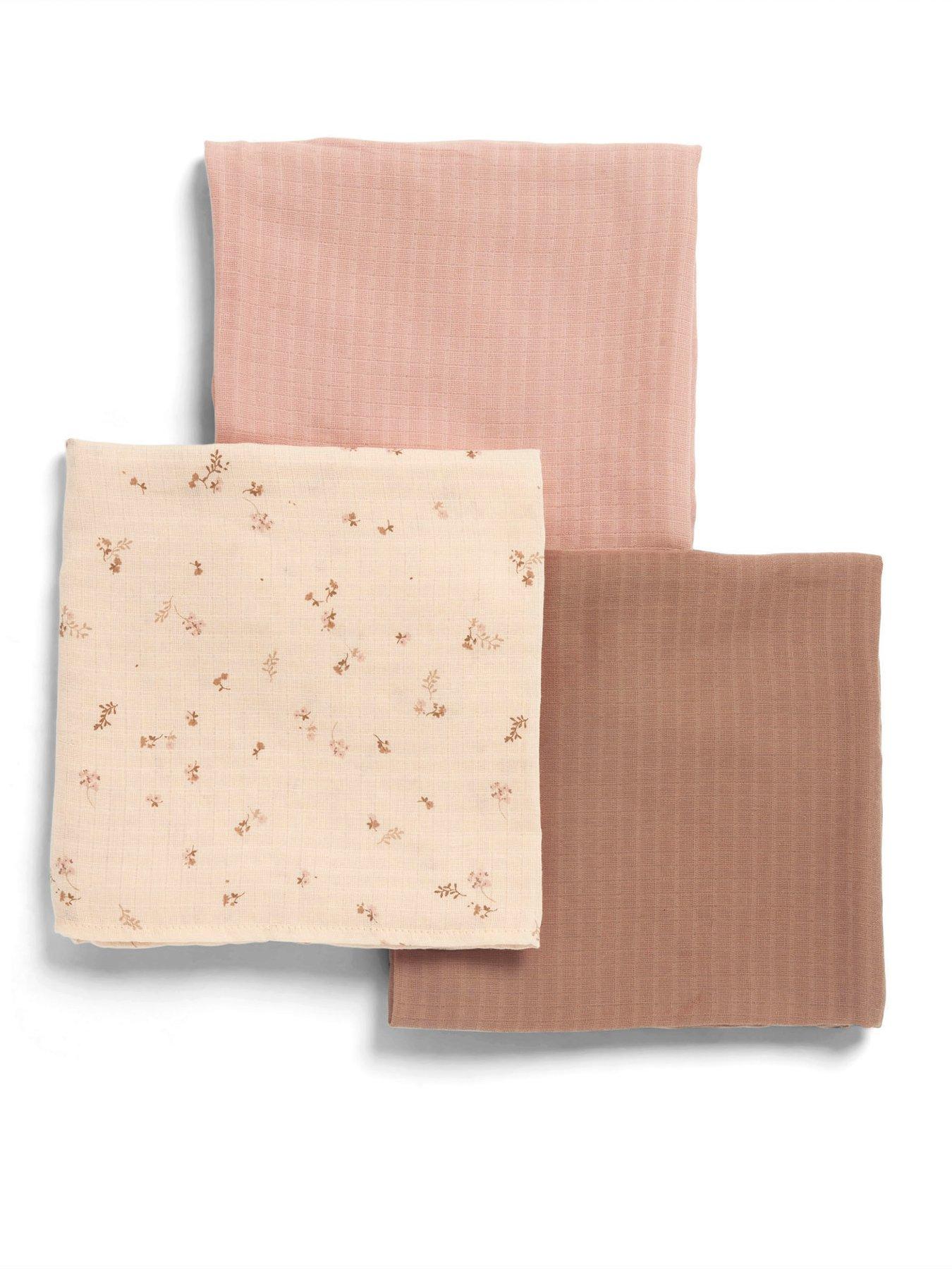 Mamas & Papas Large Muslin Cloths (3 Pack) - Wildflower Print - Pink - Image 3