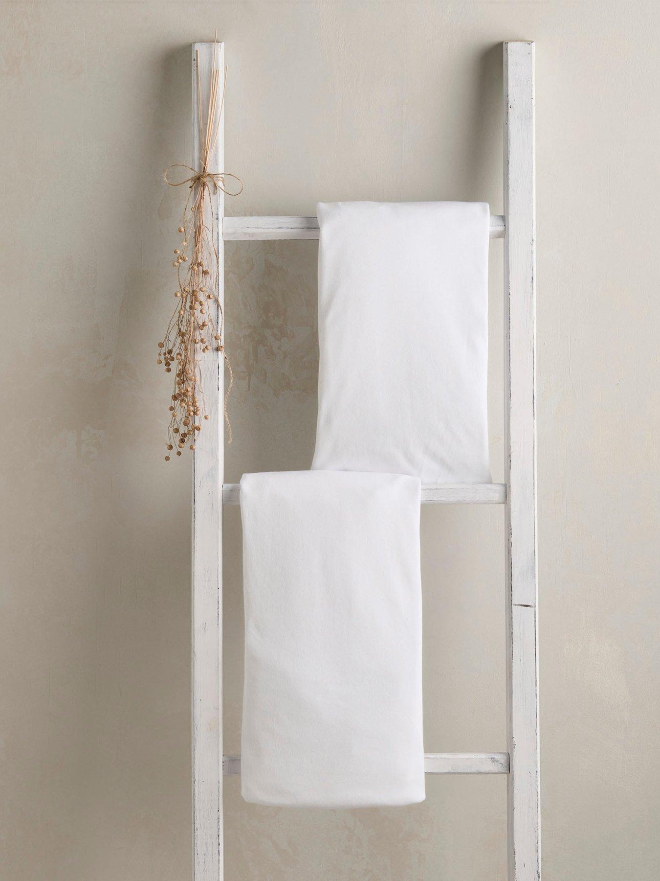 Mamas & Papas 2 Pack Cot Fitted Sheets, White (127x63x17cm) - Image 3