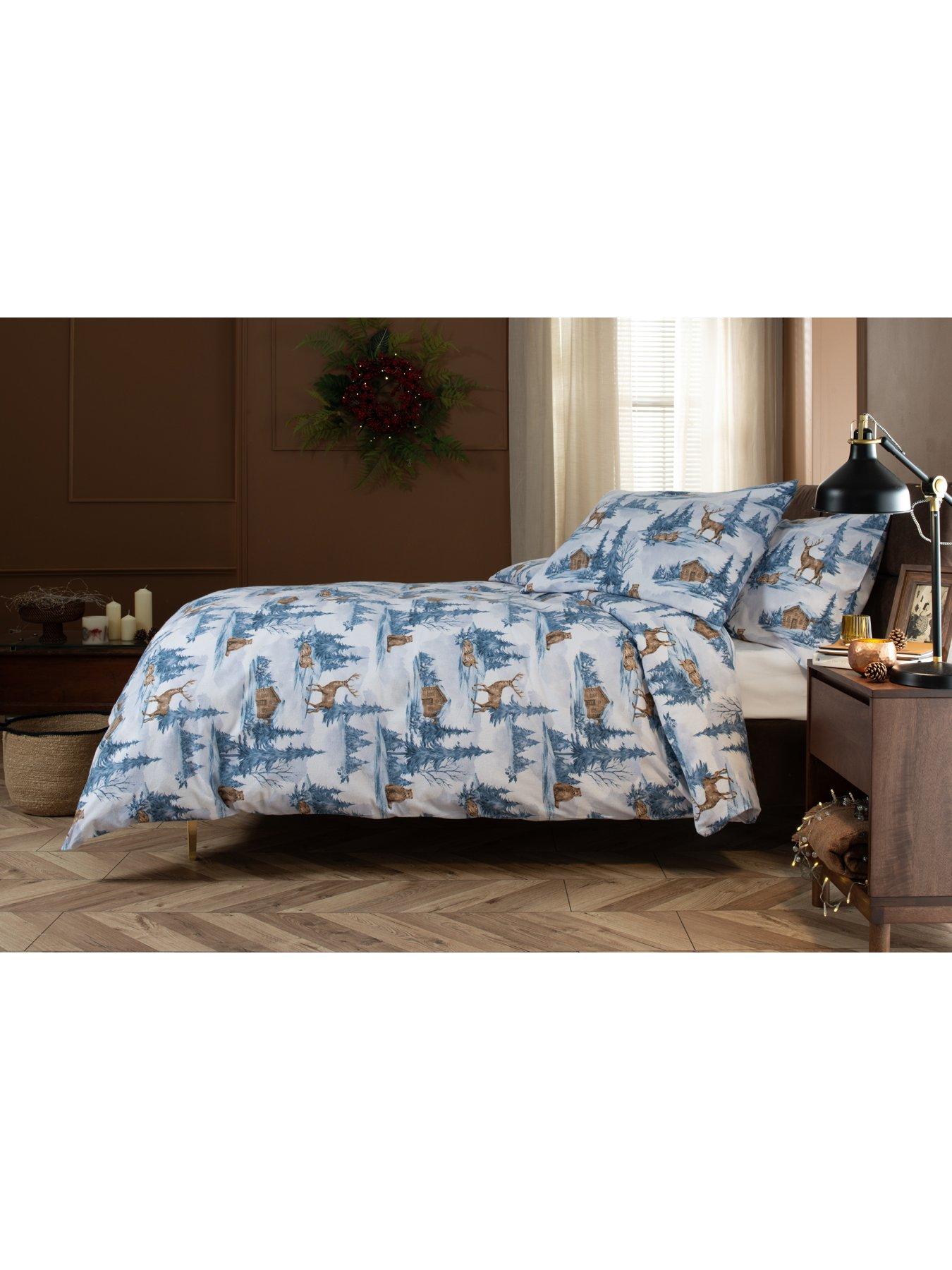 Image 3 of 5 of Deyongs Snowy Bear King Duvet Set
