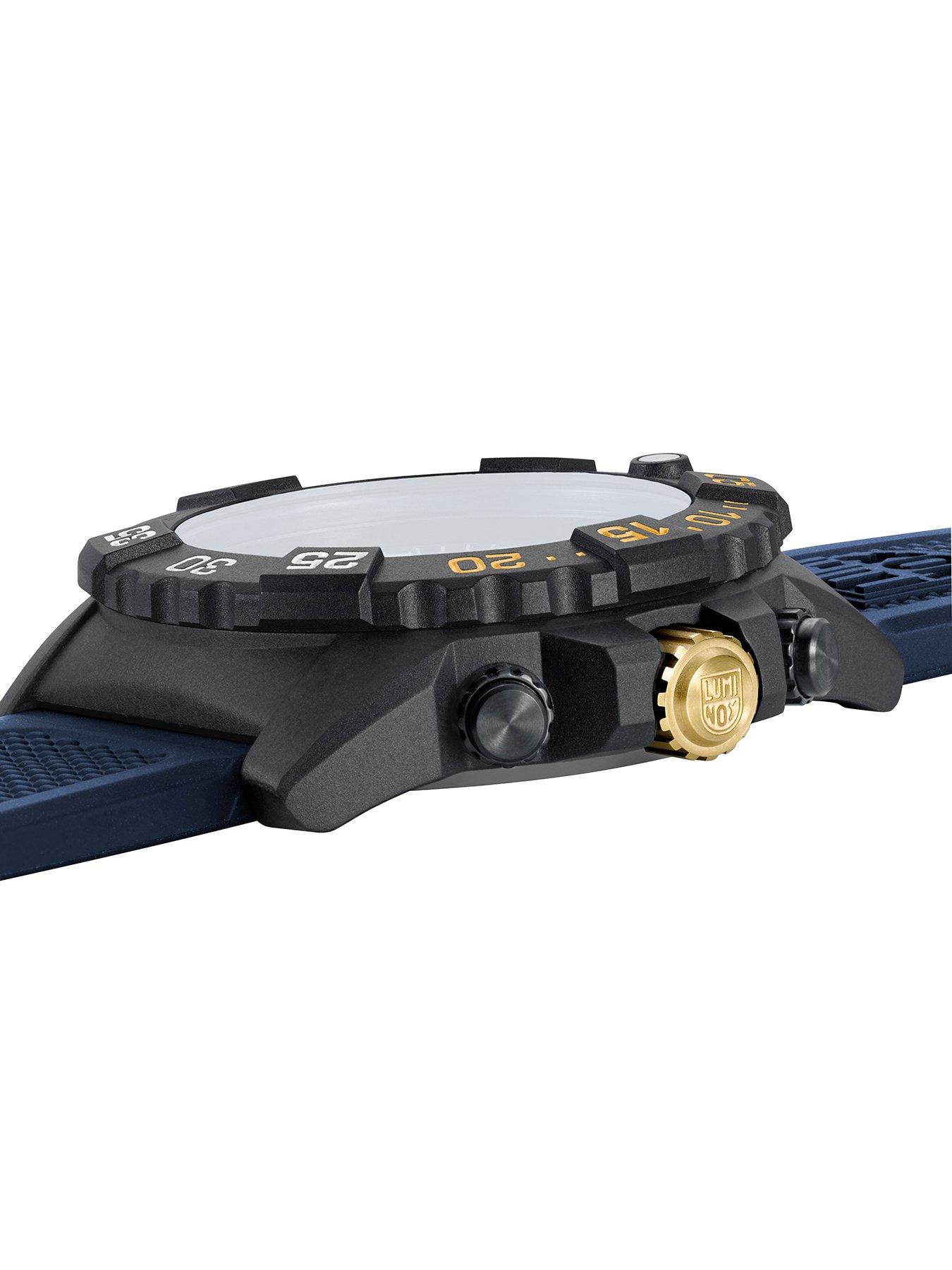 Image 3 of 6 of Luminox Red Bull AMPOL Racing - NAVY SEAL CHRONOGRAPH 3580 SERIES