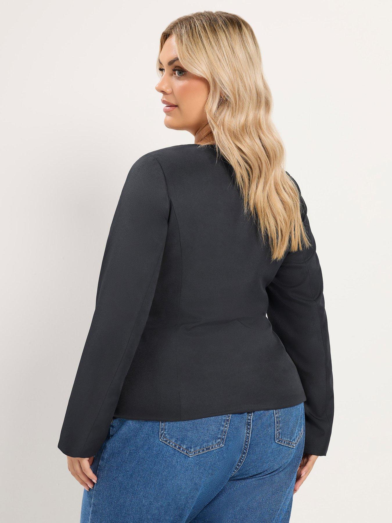 Image 2 of 4 of Yours Yours Womens Curve Sweetheart Neckline Blazer - Black