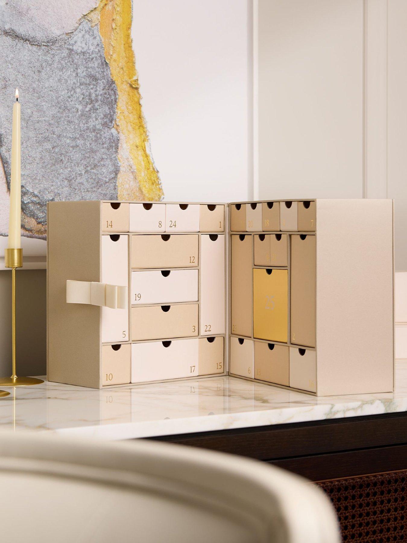 Image 5 of 6 of ESPA ESPA Moments of Wellness Advent Calendar????