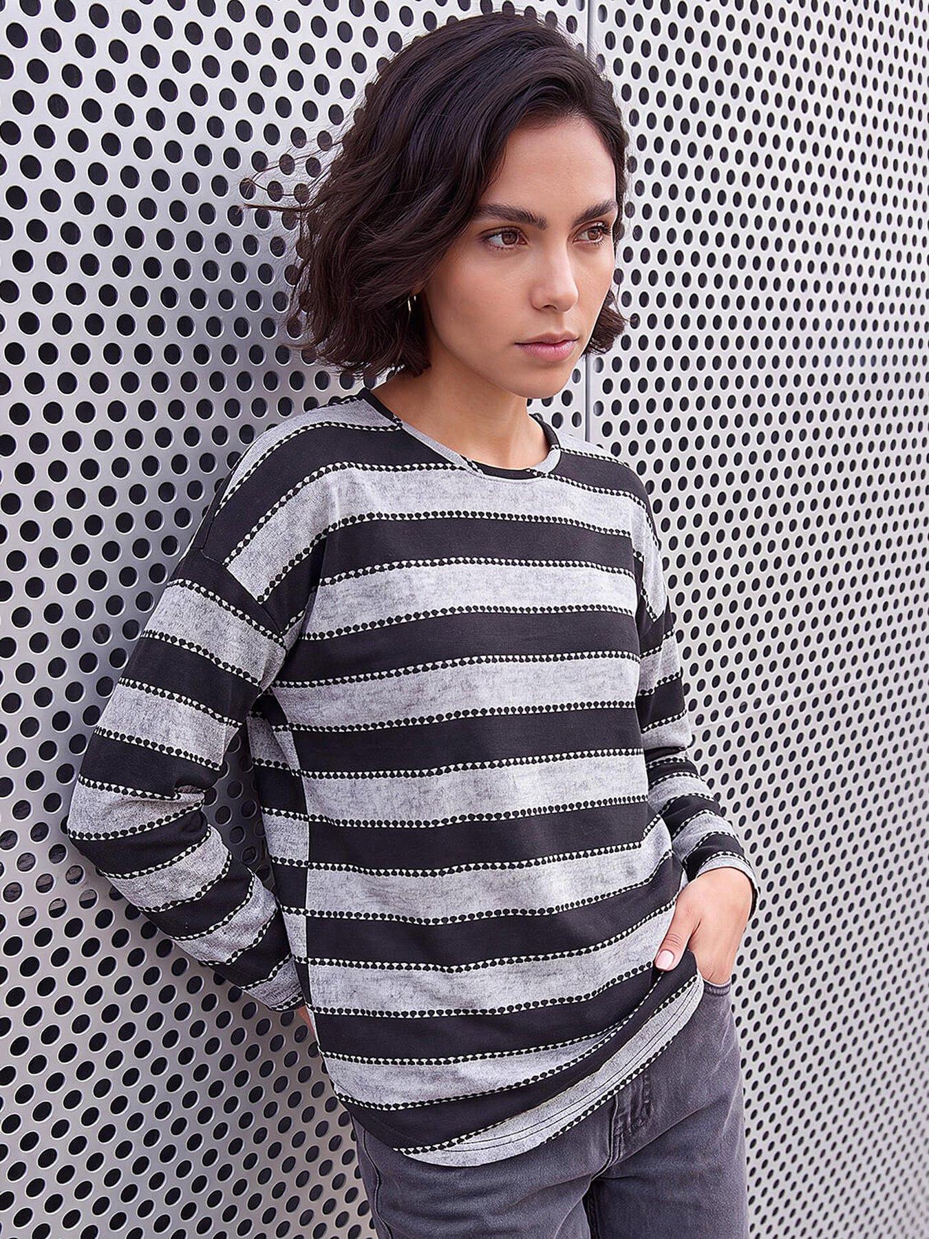 Roman Women's Black Stripe Jersey Snit Top Size 18 - Image 2