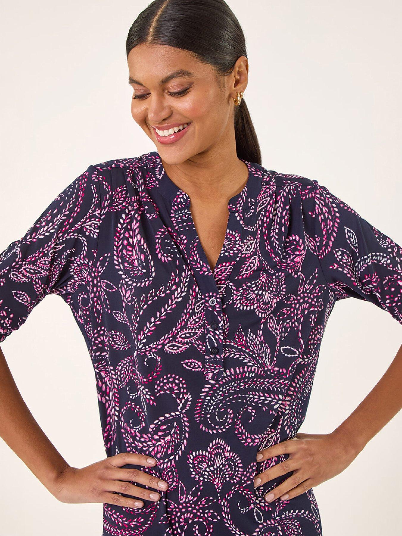 Roman Women's Navy Leaf Puff Print Stretch Shirt In Size 18 - Image 7