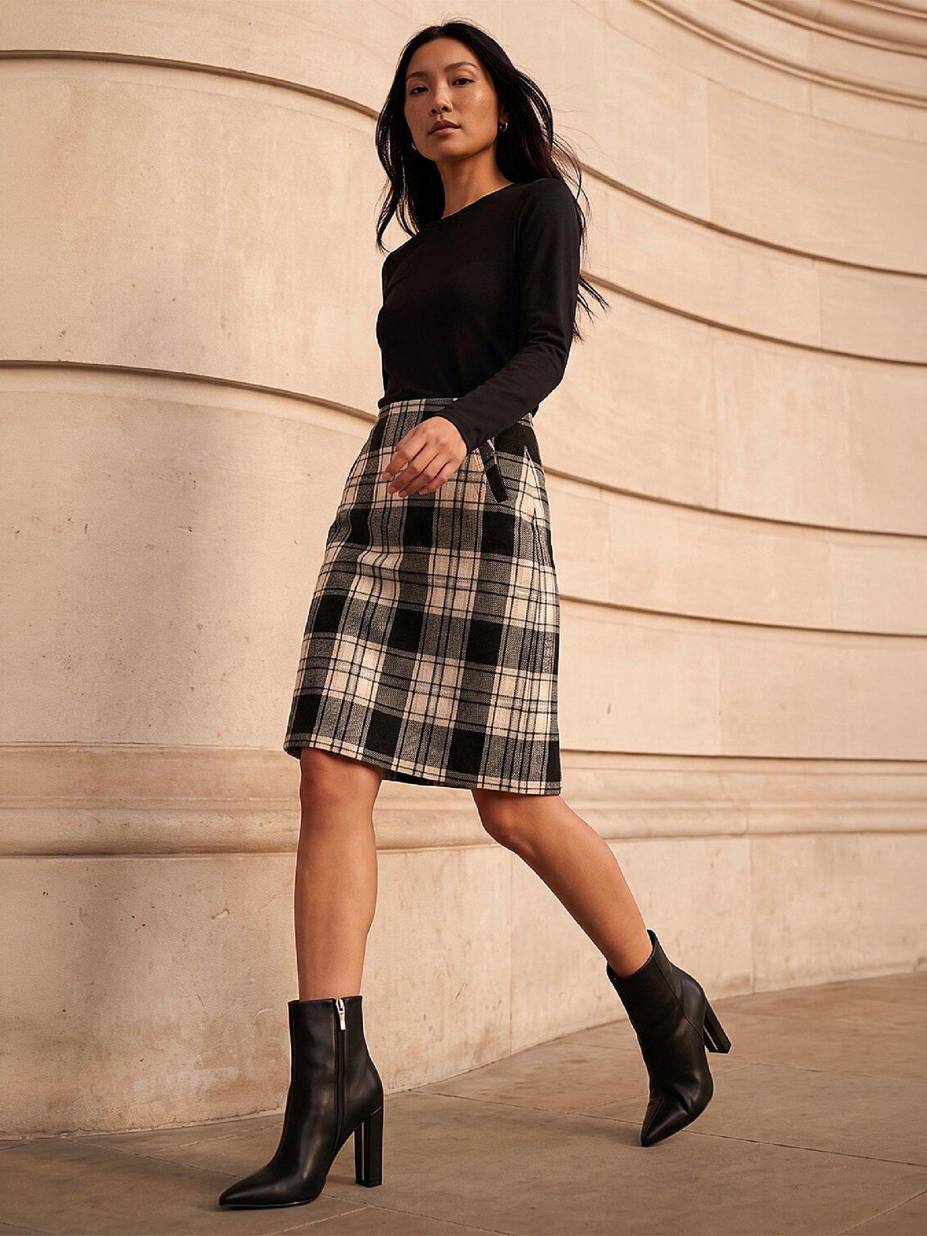 Roman Women's Black Brushed Check Skirt - Image 7