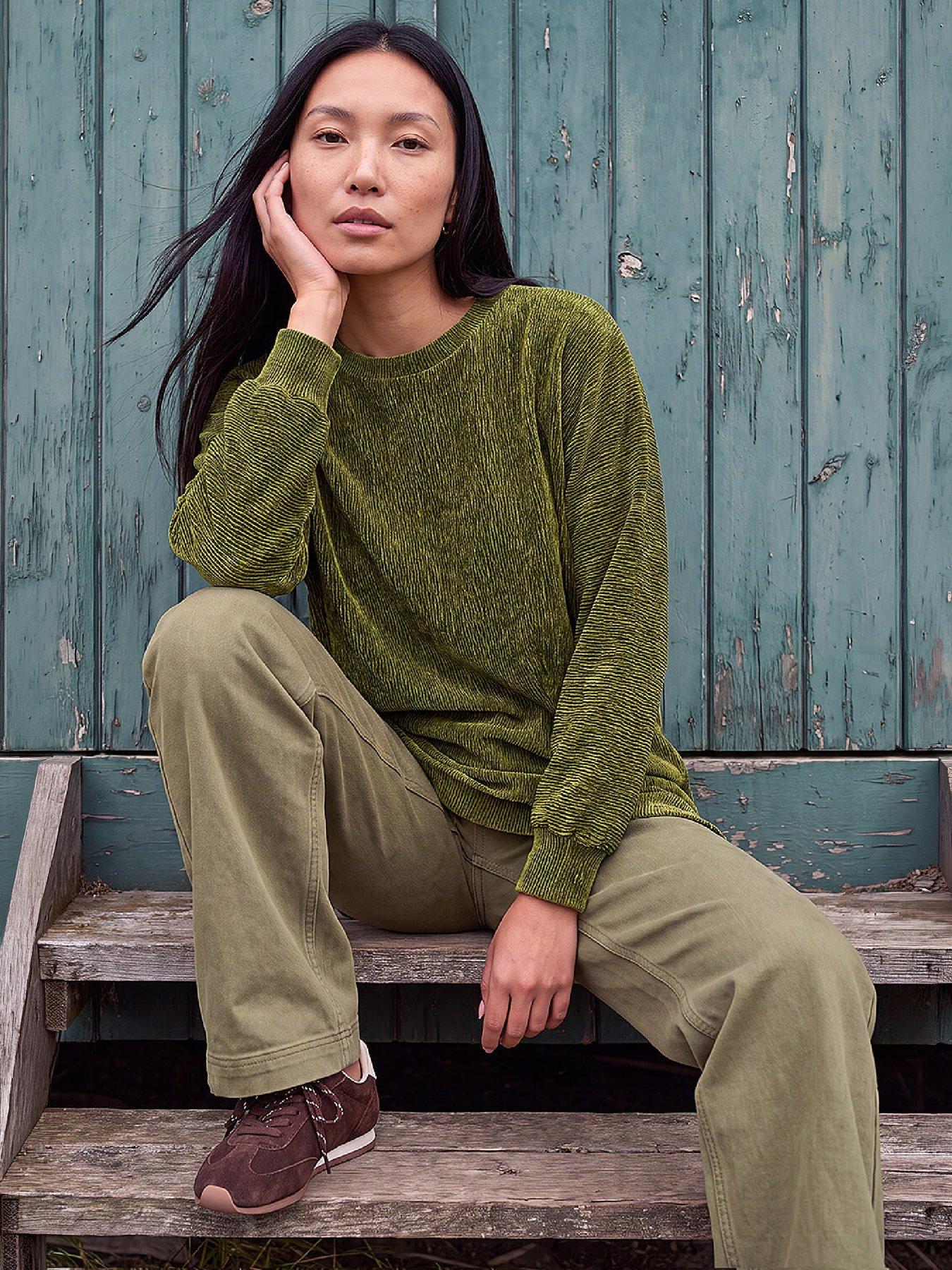 Roman Women's Olive Ribbed High Low Hem Stretch Top In Size 10 - Image 2