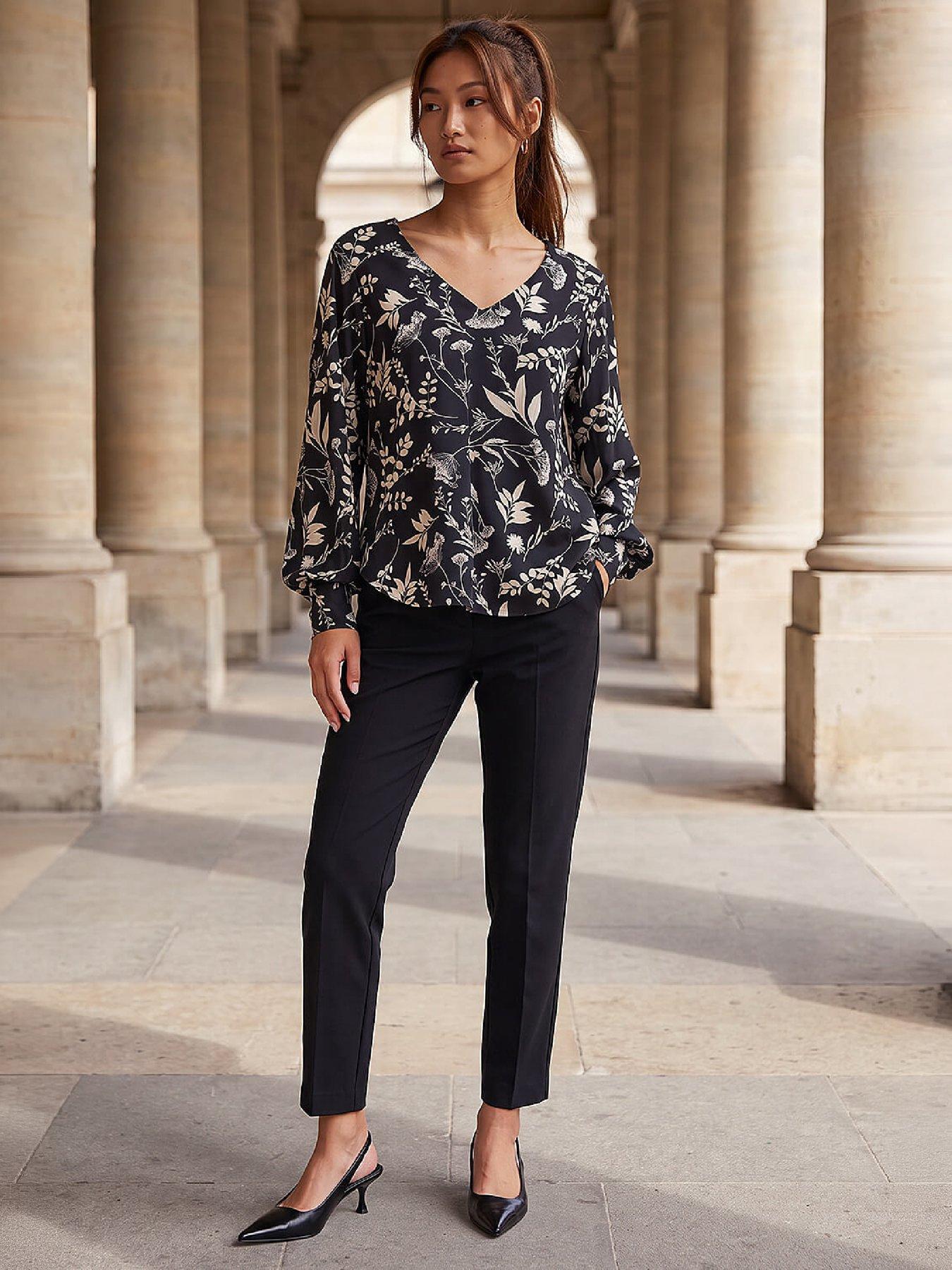 Image 3 of 4 of Roman Womens Floral Puff Print Stretch Shirt - Black