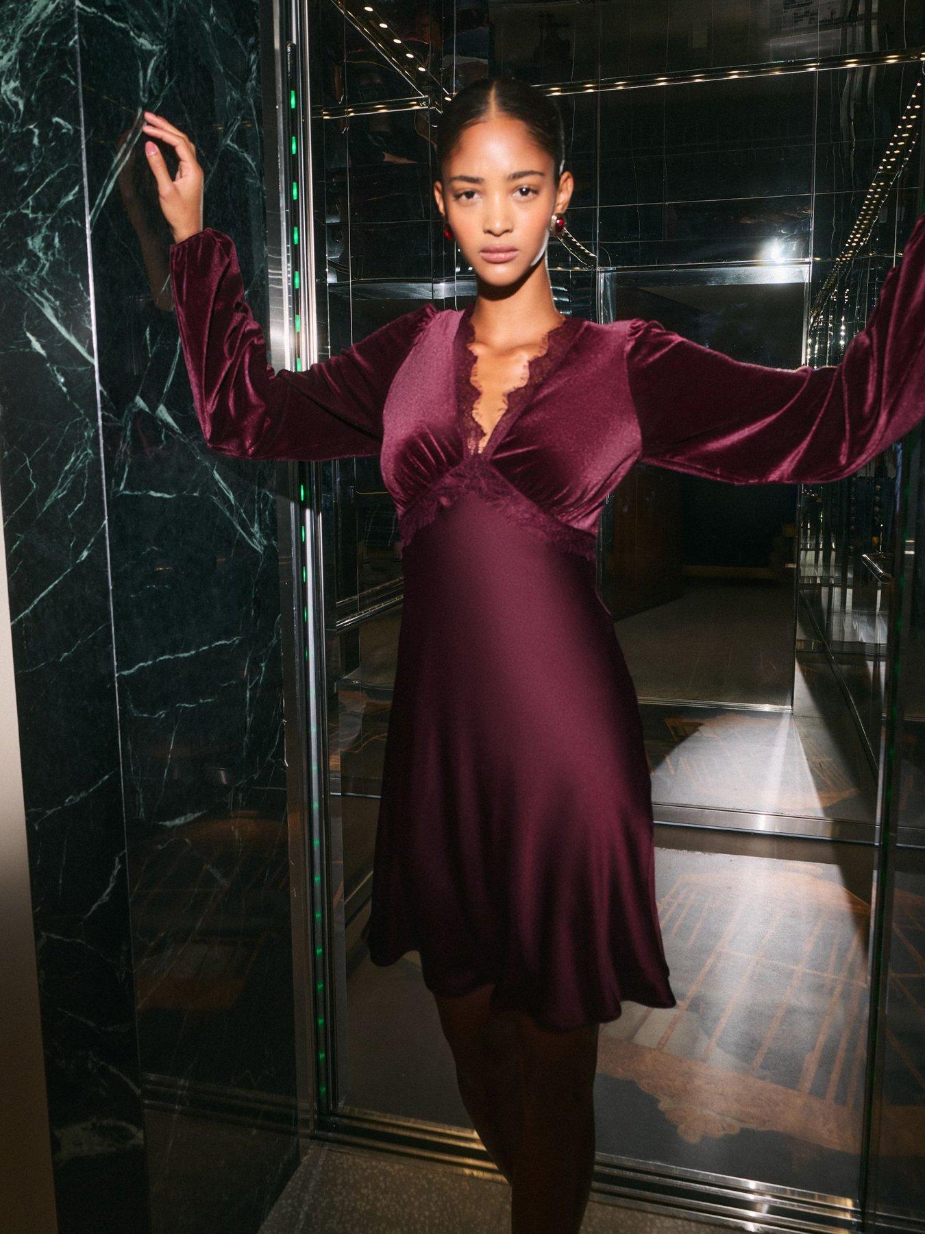 Image 4 of 5 of Friends Like These Womens Lace Trim V Neck Long Sleeve Mini Dress - Purple