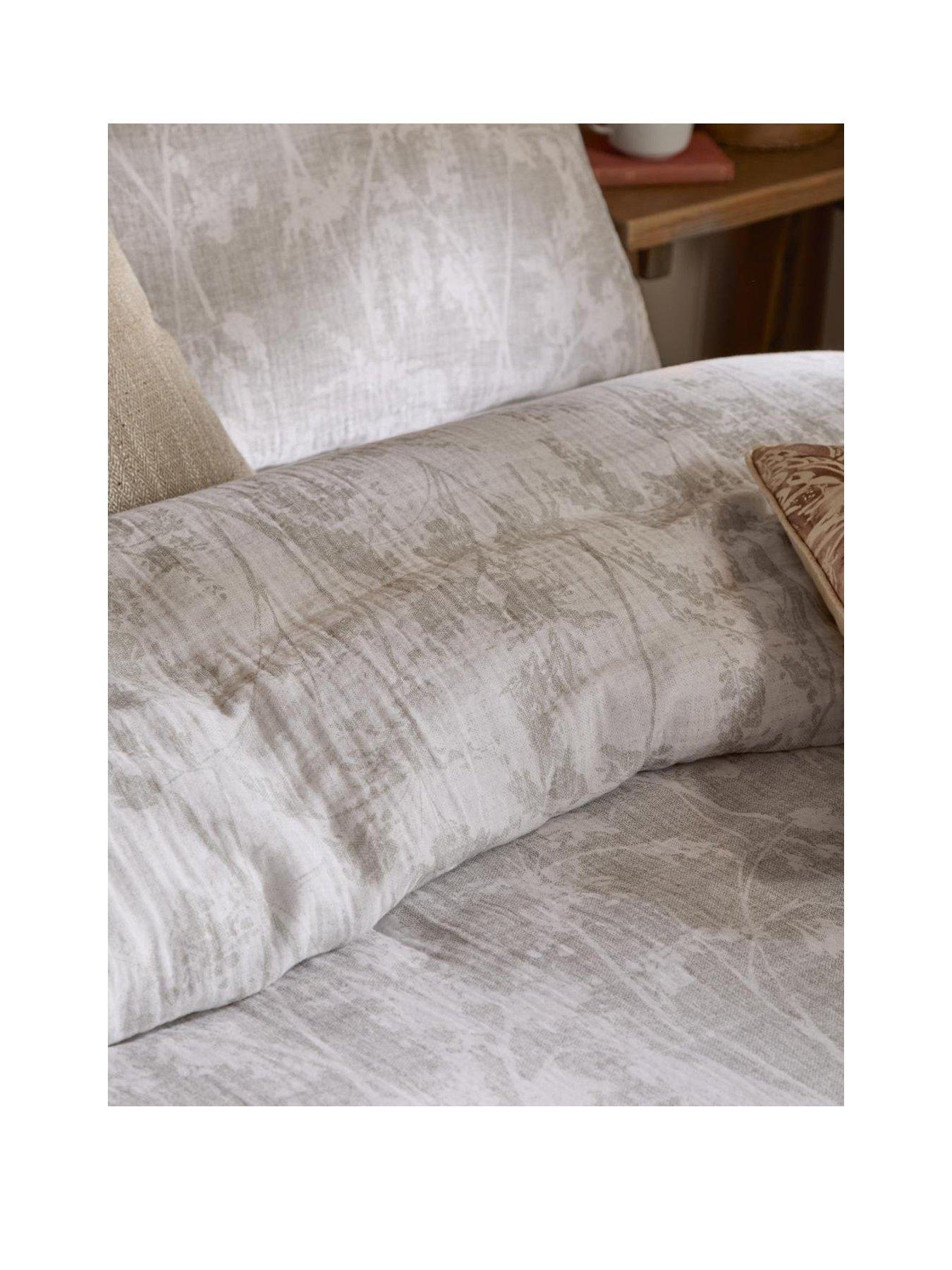 Image 2 of 5 of Voyage Braeflower Super King Duvet Set Natural