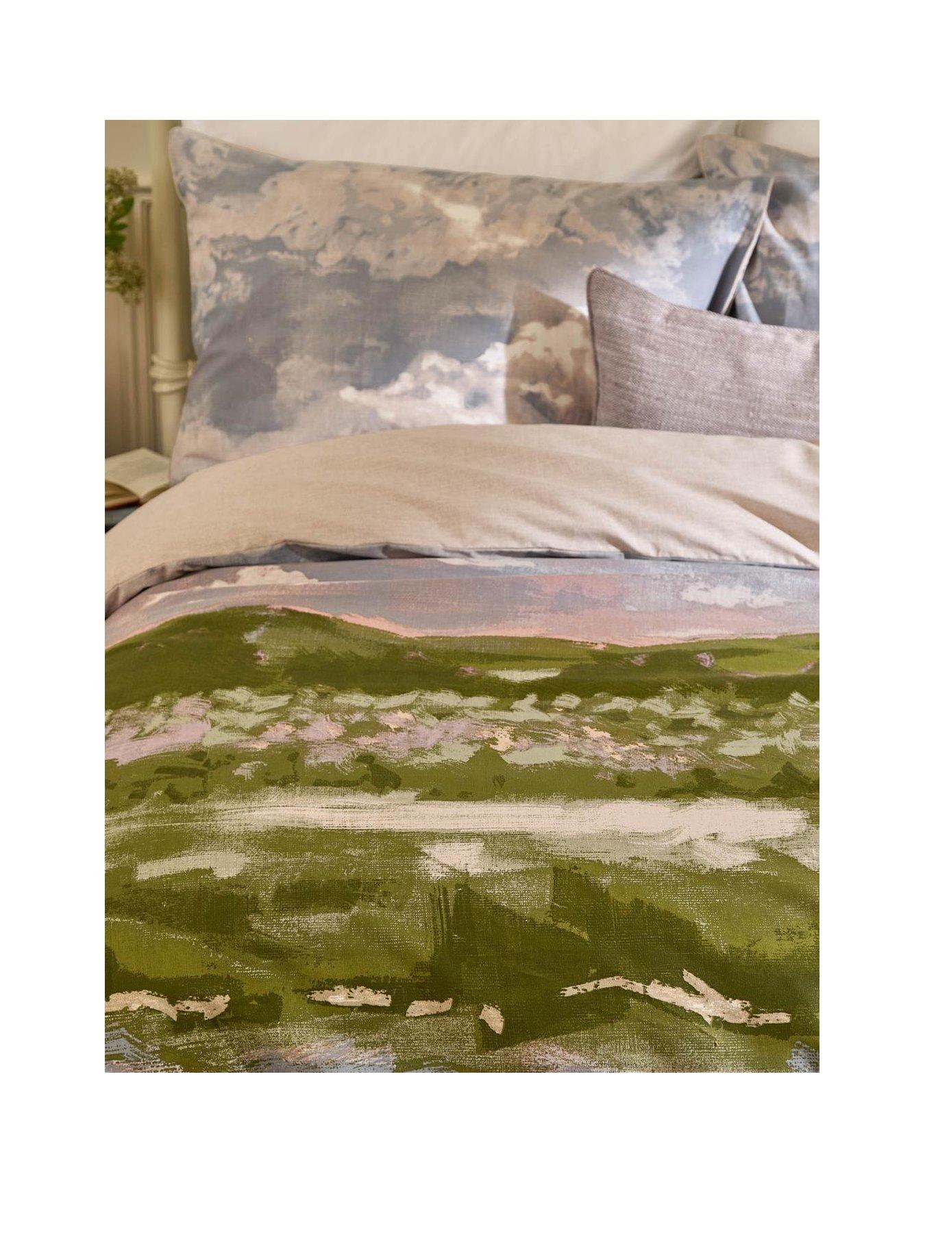 Image 2 of 3 of Voyage Foinaven Super King Duvet Set Heather