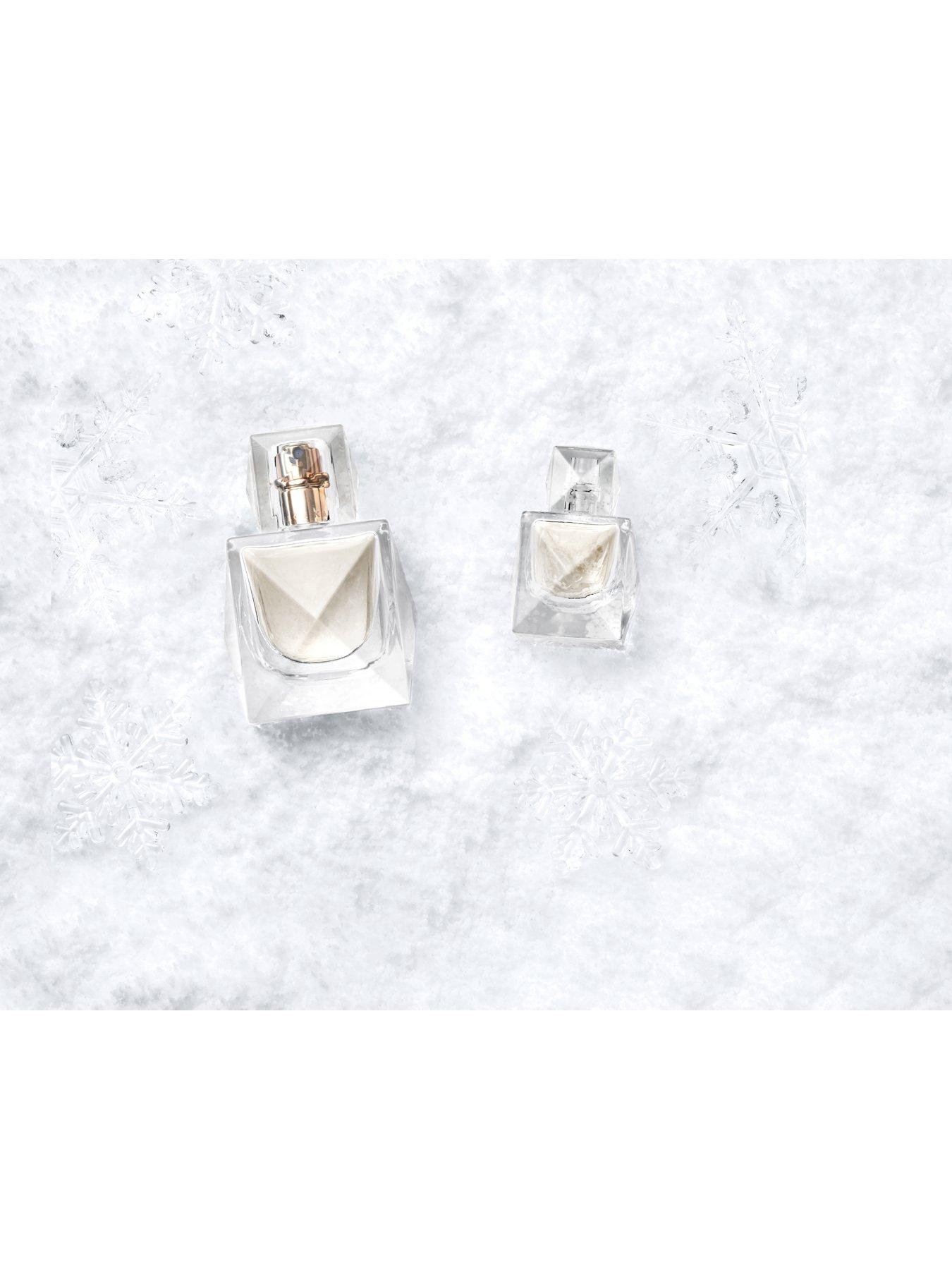 Image 3 of 4 of Khloe Kardashian XO Khloe EDP 30ml + 7.5 Deluxe Mini Gift Set
