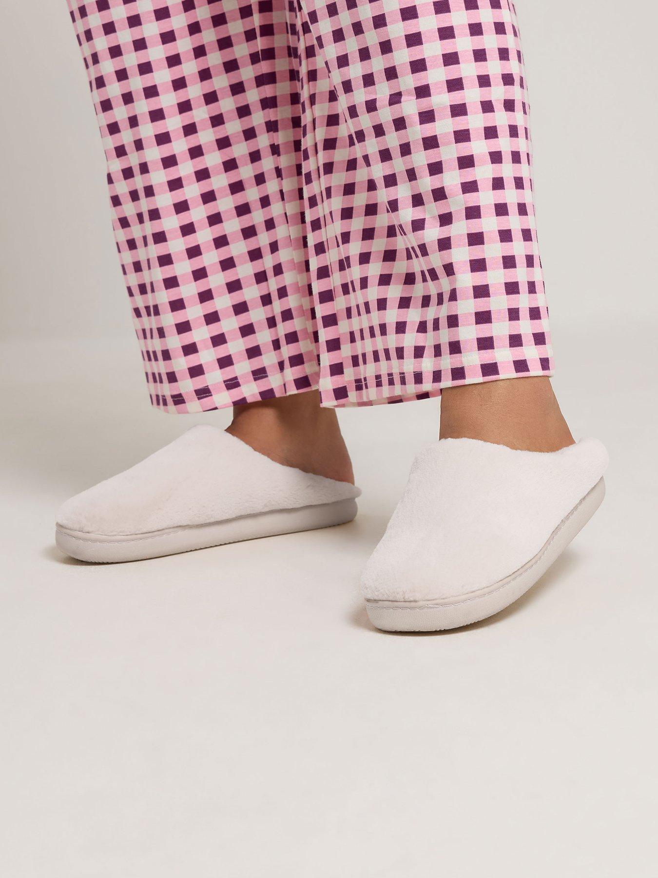 Image 1 of 4 of Yours Womens Faux Fur Slip-On Mule Slippers - Pink
