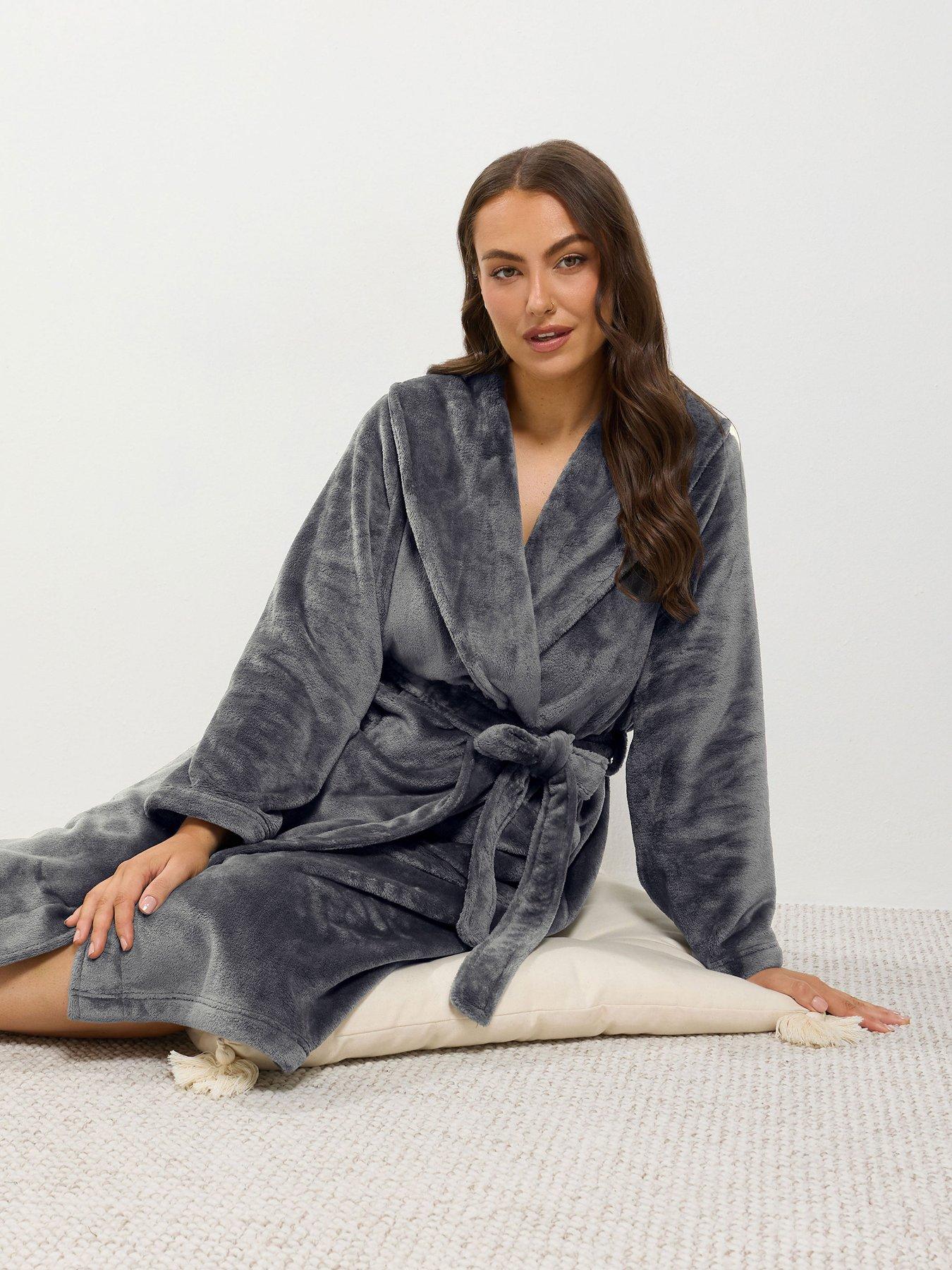 Image 3 of 4 of Yours Curve Super Luxe Shawl Robe
