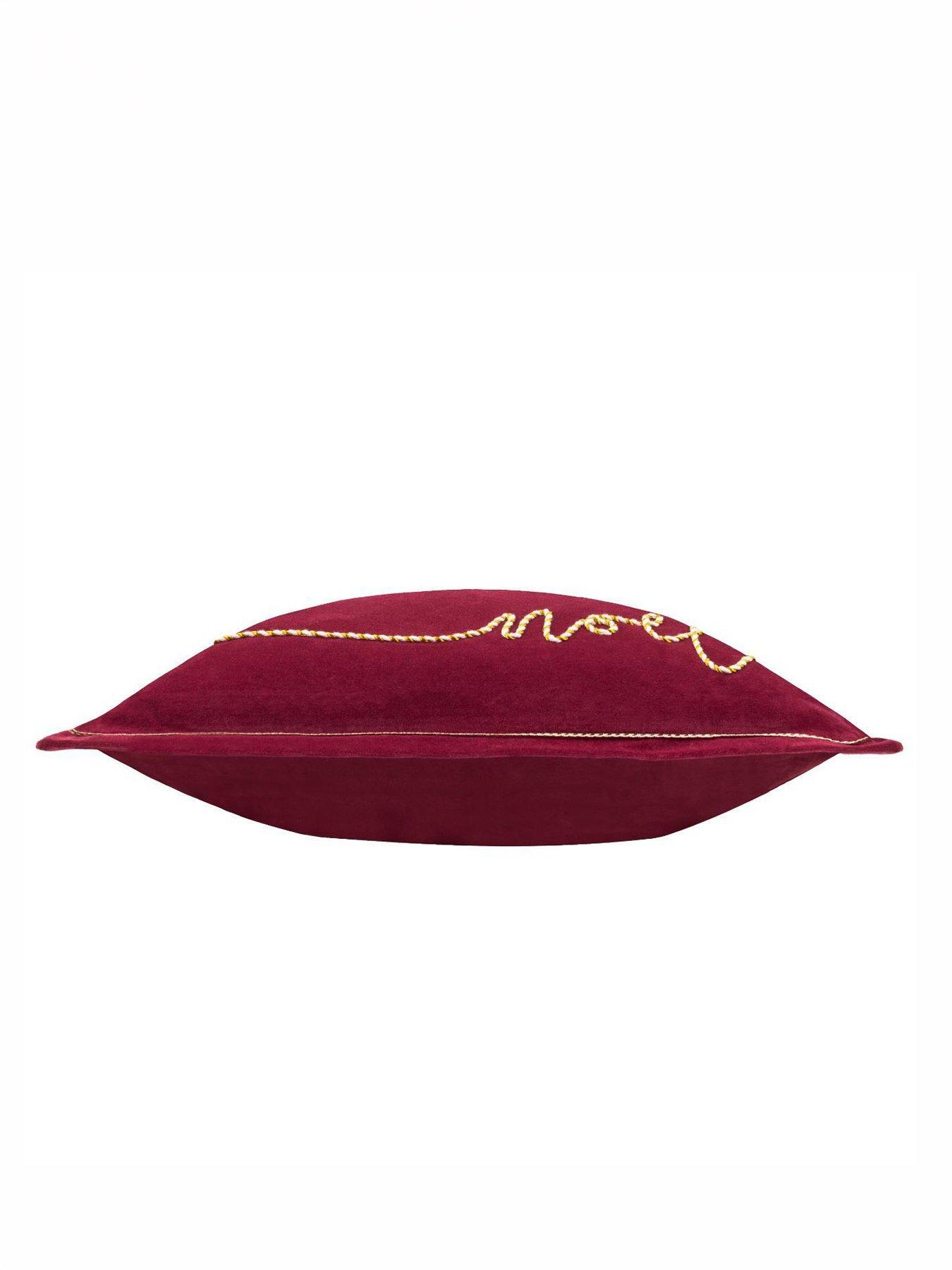 Image 4 of 7 of Paoletti Winter Noel 40x60 Polyester Cushion Red