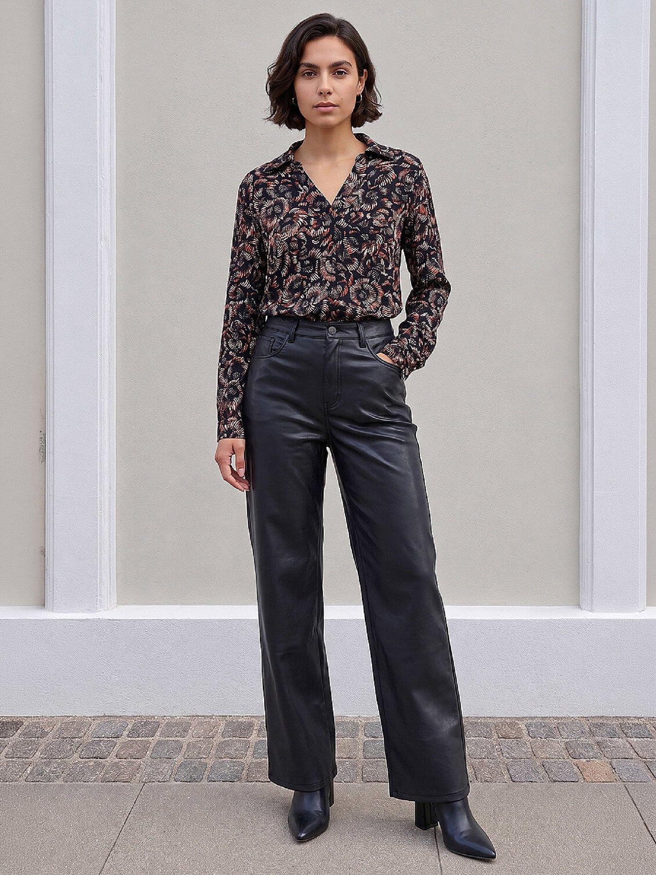 Image 3 of 4 of Roman Womens Abstract Puff Print Long Sleeve Collar Shirt - Navy
