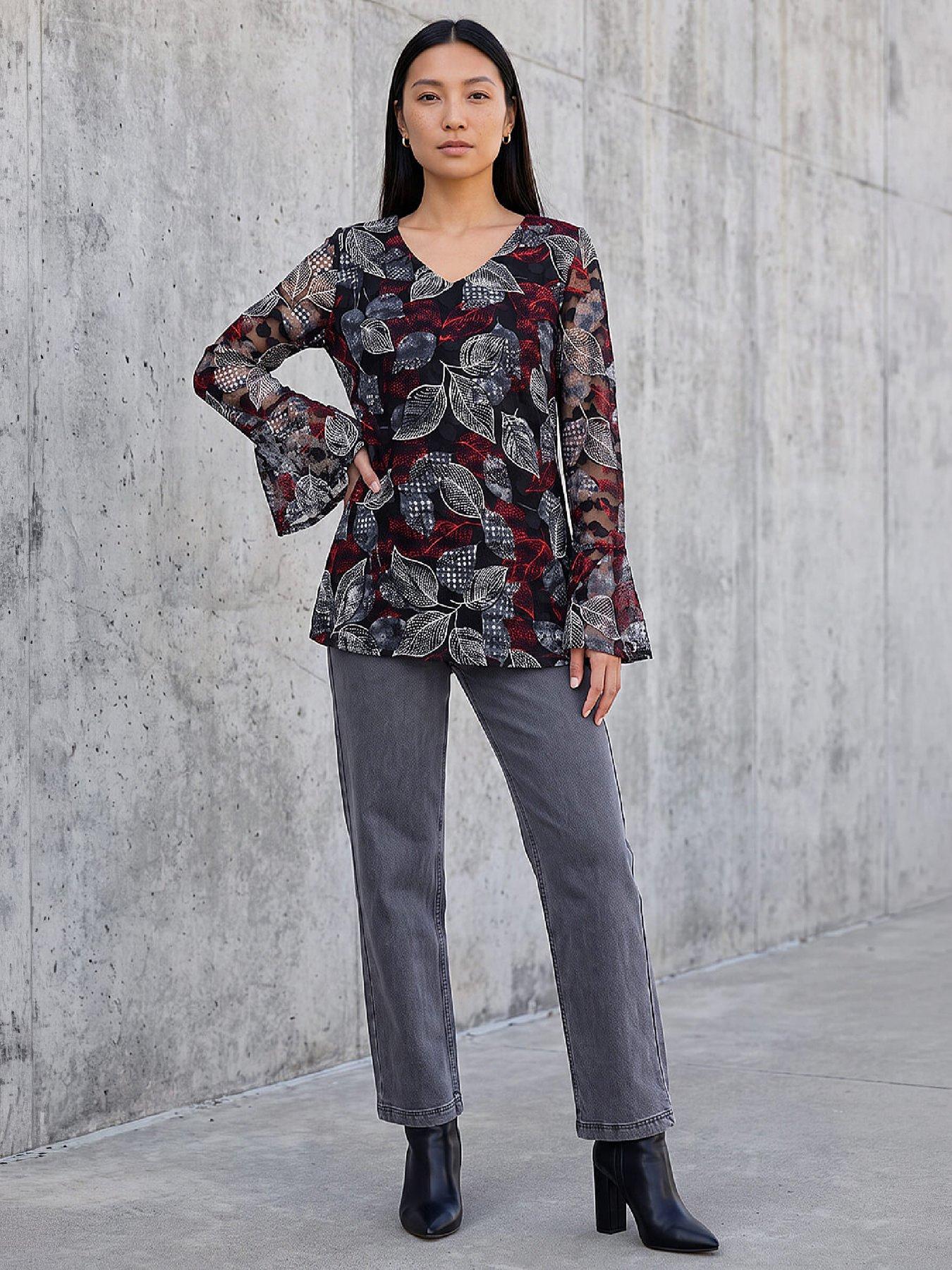 Image 4 of 4 of Roman Womens V-Neck Printed Lace Long Sleeve Top - Black