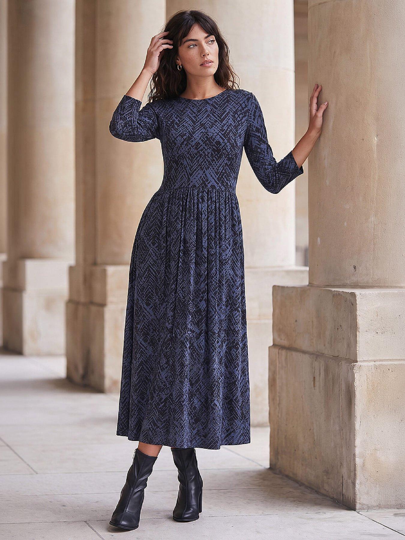 Image 2 of 4 of Roman Paisley Print Stretch Midi Dress