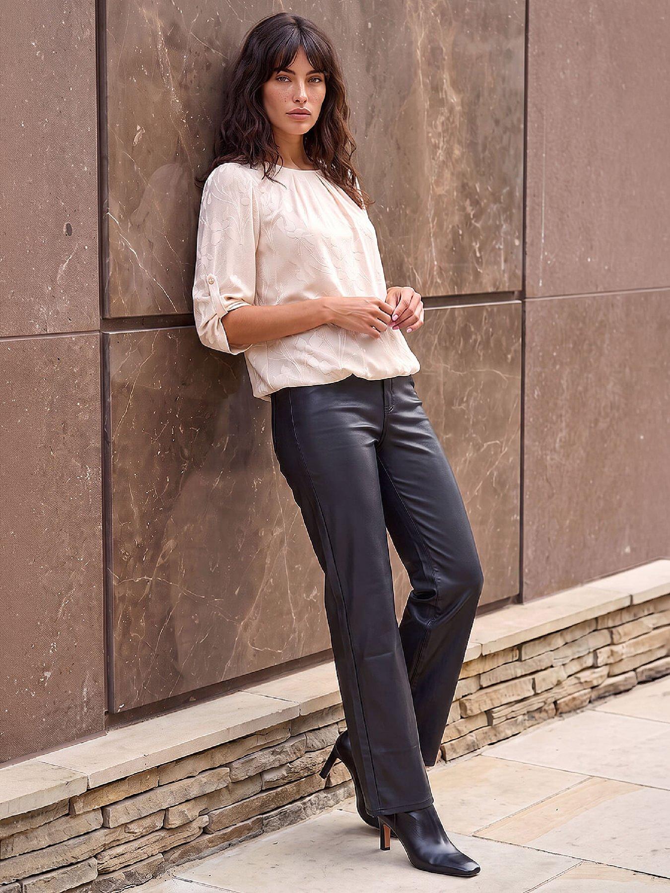Image 3 of 4 of Roman Jacquard Bubble Hem Top
