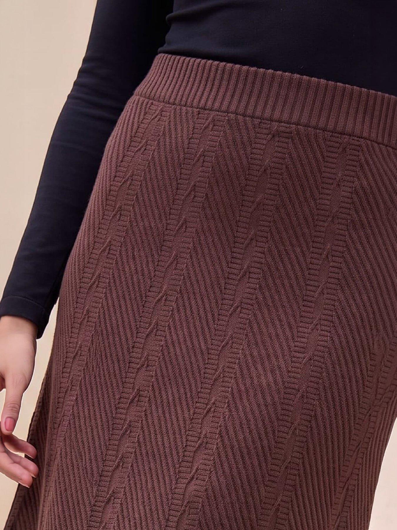 Image 2 of 4 of Roman Womens Cable Knit A-Line Midi Skirt - Brown