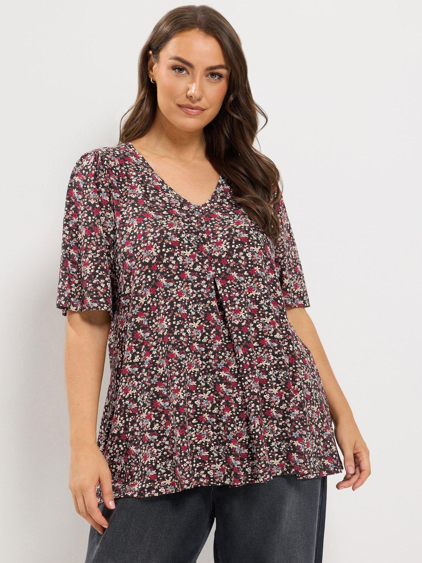 Image 1 of 4 of Yours Womens Curve Pleat Front Swing Top - Black