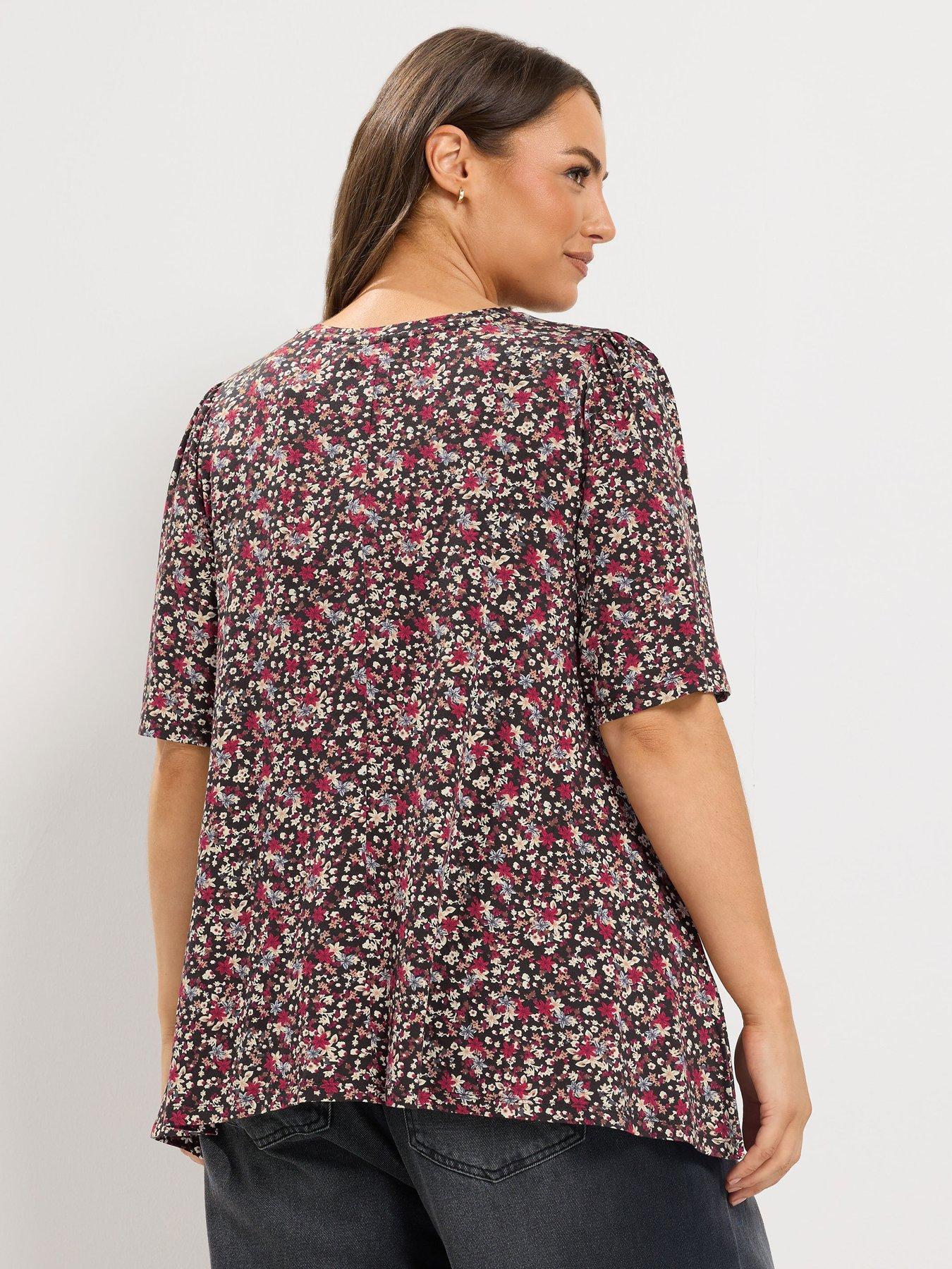 Image 2 of 4 of Yours Womens Curve Pleat Front Swing Top - Black