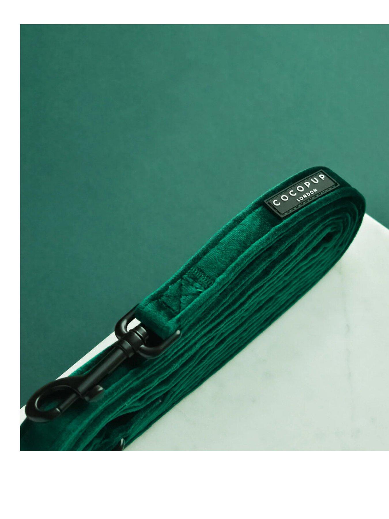 Image 1 of 1 of Cocopup Forest Green Lead