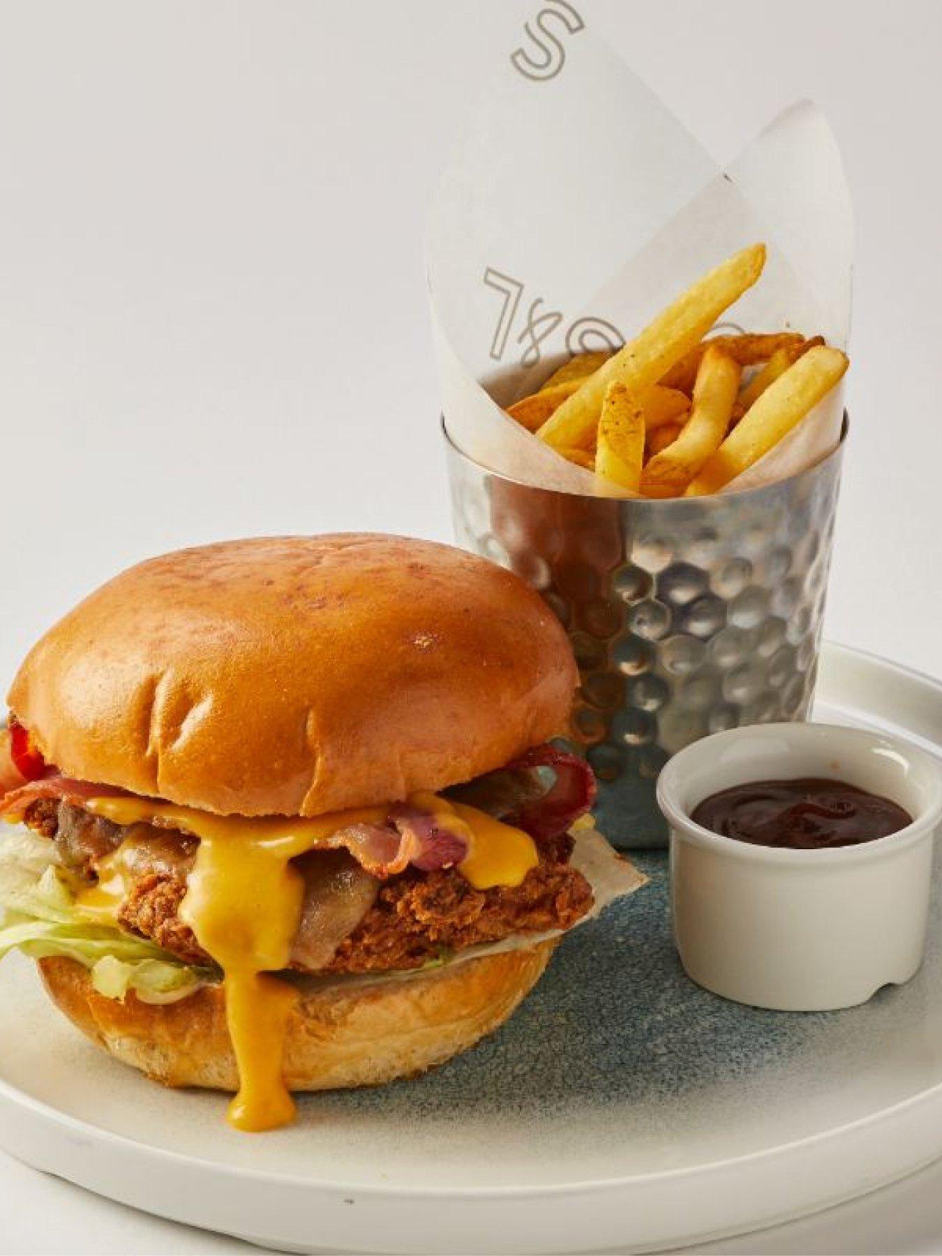 Image 3 of 4 of Virgin Experience Days Three Course Meal with a Prosecco or Beer for Two at Slug & Lettuce - 51 UK Locations