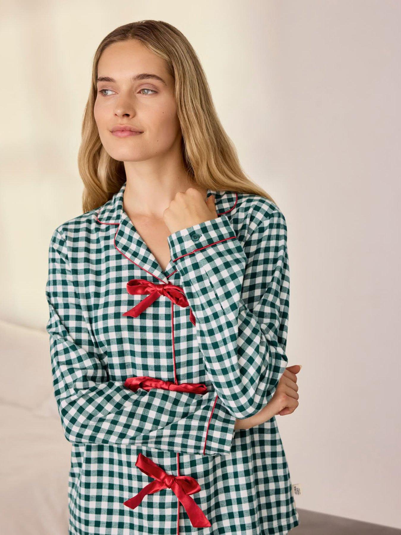 Image 4 of 7 of CHELSEA PEERS Womens Organic Cotton Gingham Tie Front Long Pyjama Set - Green