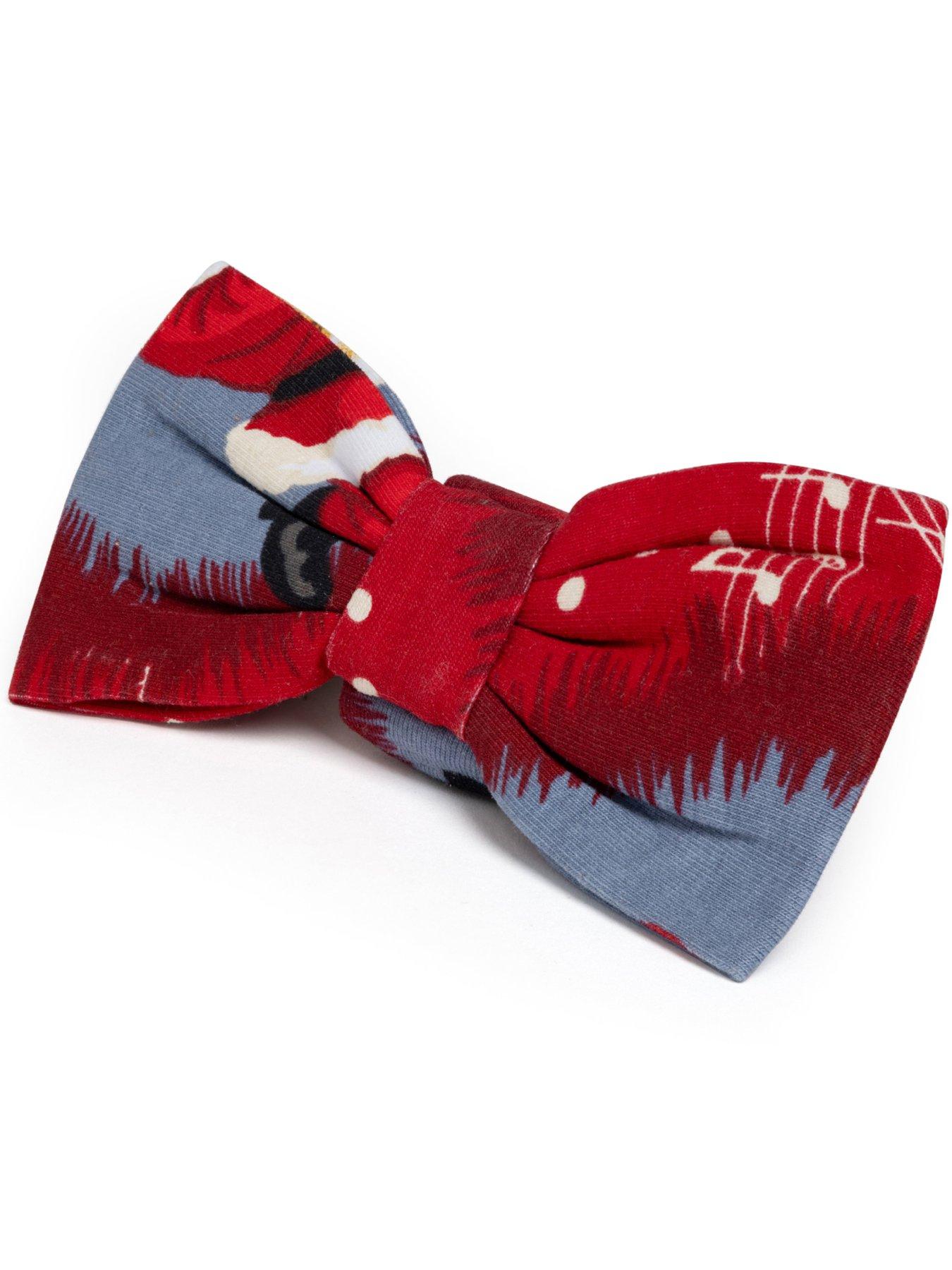 Image 4 of 4 of CHELSEA PEERS Pets Musical Santa&rsquo;s Songbook Print Christmas Bow Tie - Red