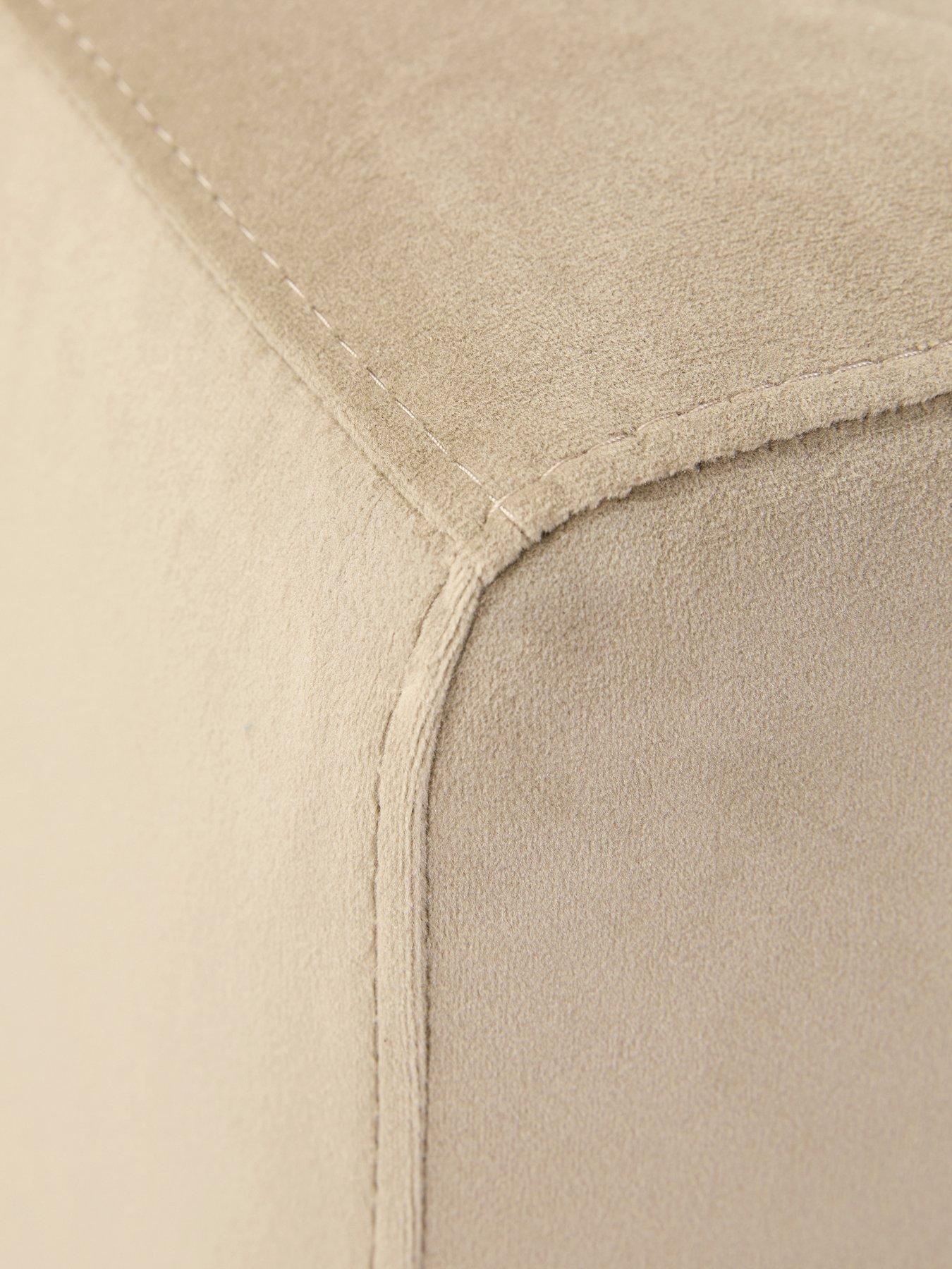 Image 6 of 7 of The Very Collection Hartley 4 Seater Sofa