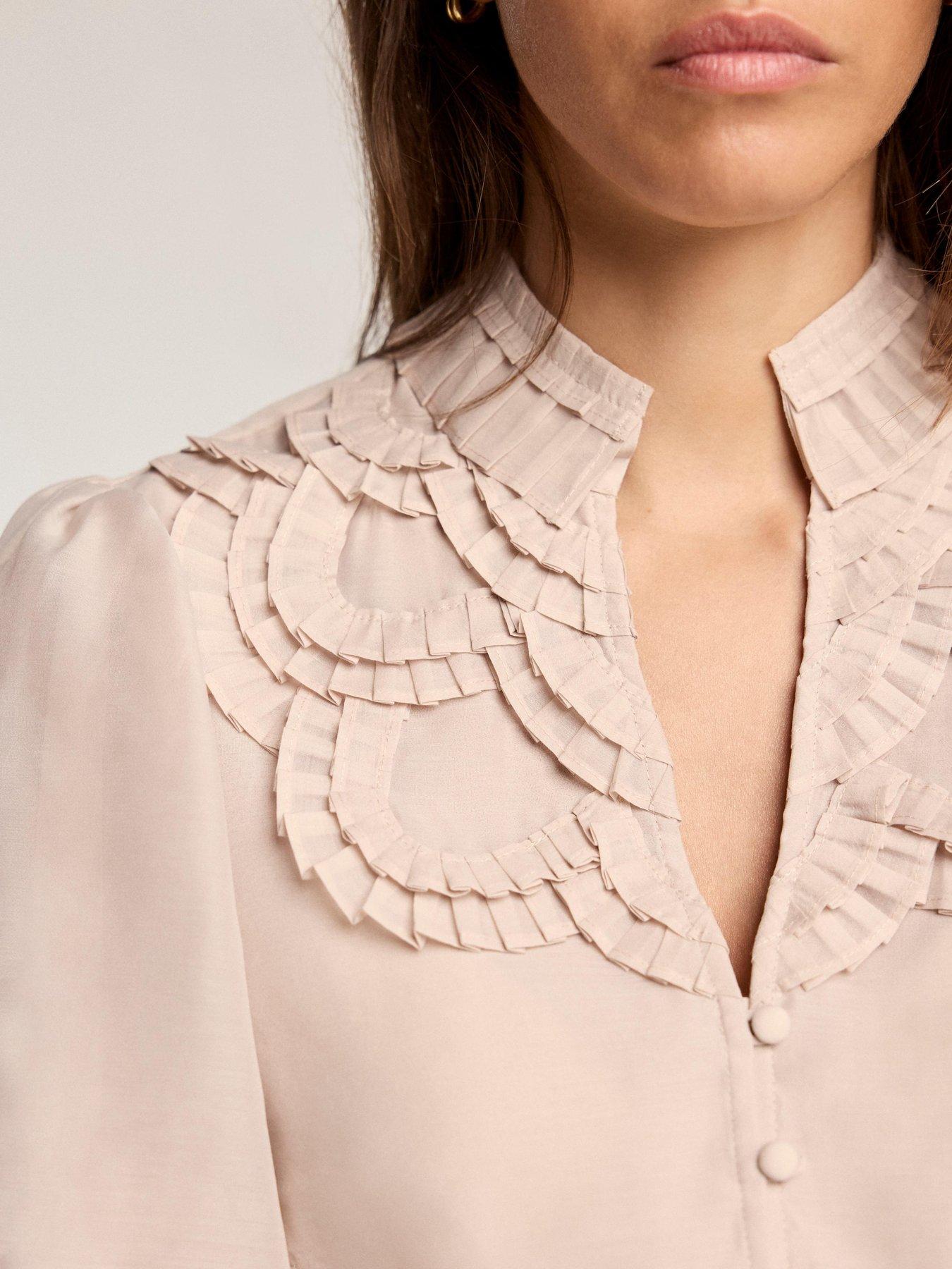 Image 3 of 6 of Mint Velvet Womens Oyster Pleated Blouse - Neutral