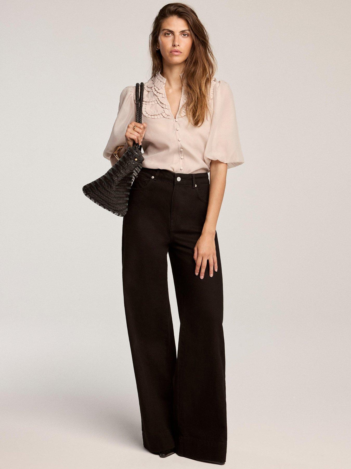 Image 4 of 6 of Mint Velvet Womens Oyster Pleated Blouse - Neutral