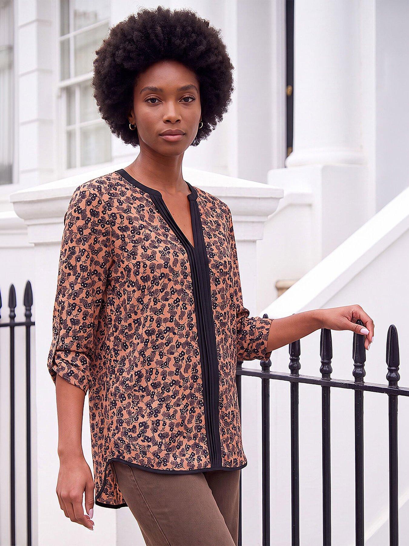 Image 3 of 4 of Roman Womens Pintuck Contrast Floral Top - Cream