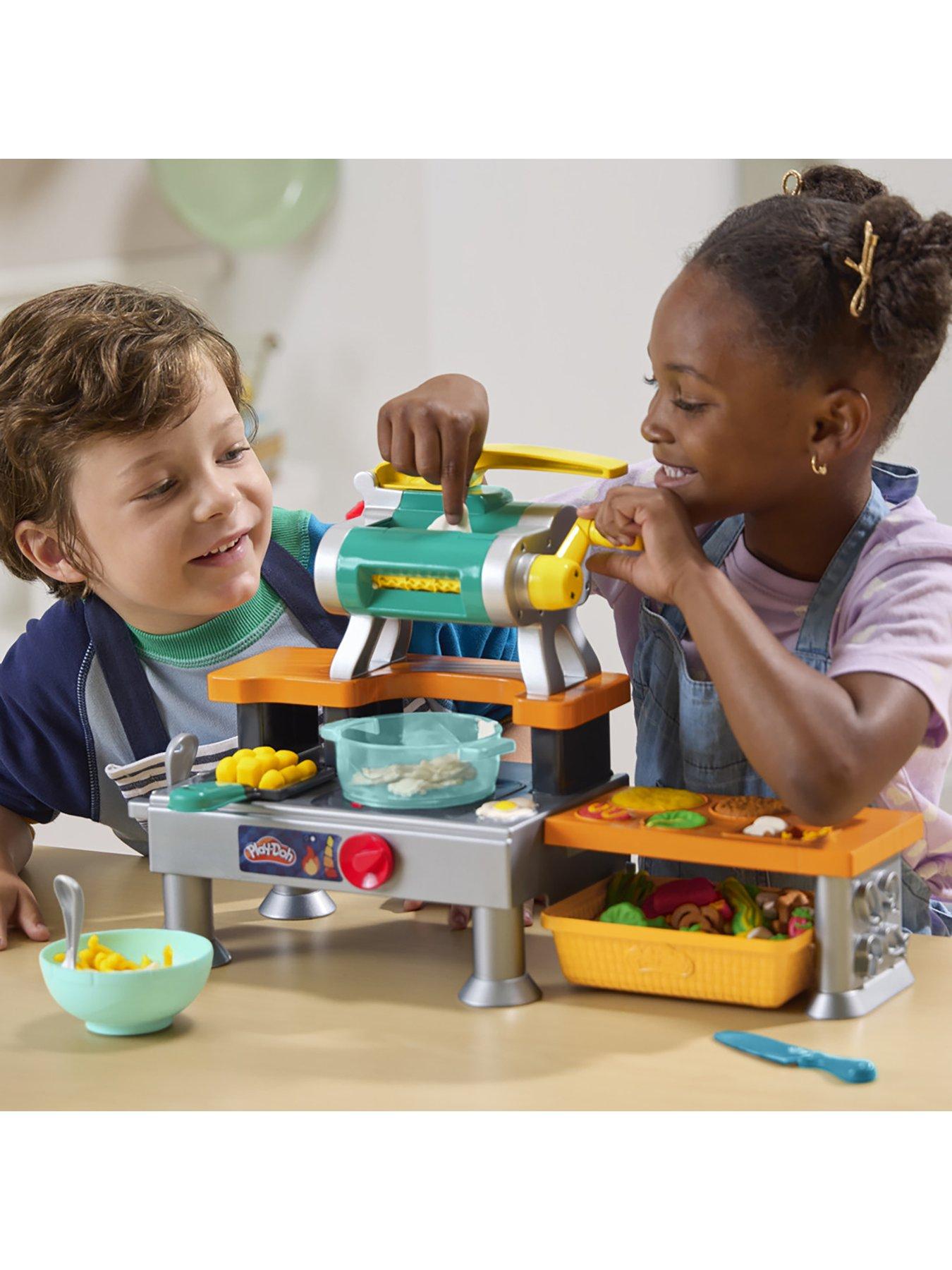 Image 7 of 7 of Play-Doh Cooking Sounds Super Sizzlin' Kitchen Playset