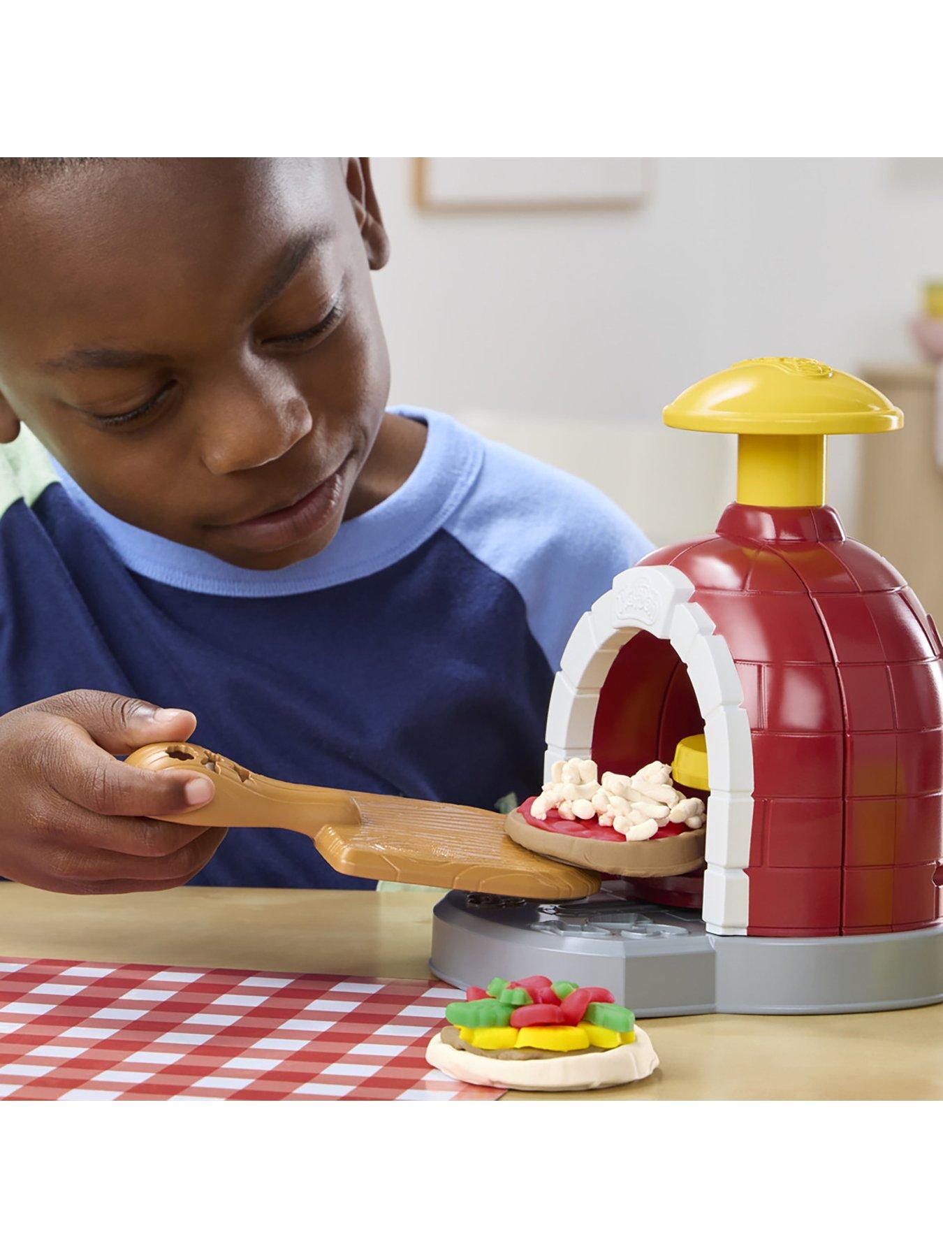 Image 7 of 7 of Play-Doh Spinning Oven Stamp &amp; Spin Pizza Playset Role Play Set