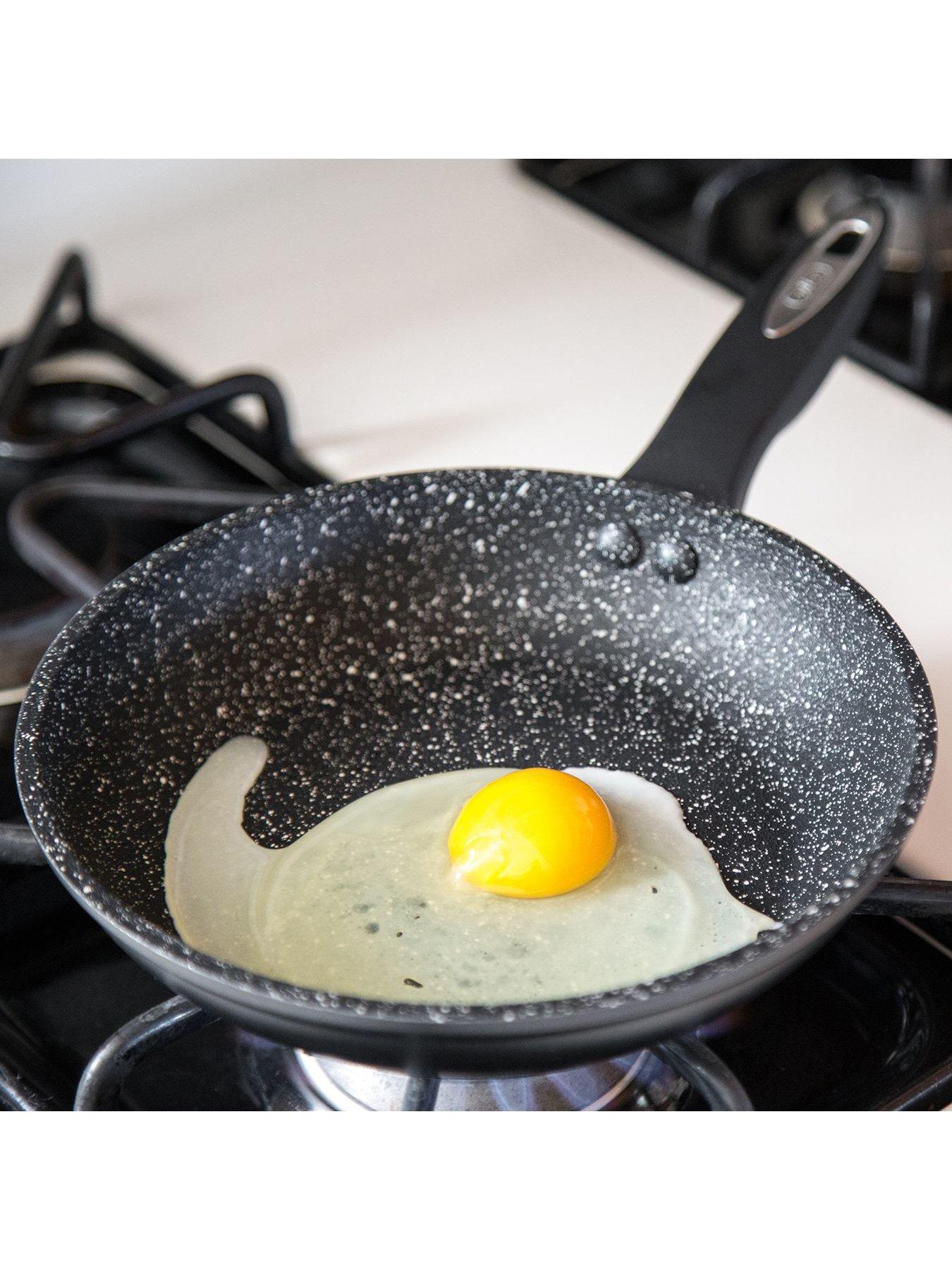 Image 4 of 7 of Ken Hom Ultimate Non-stick Frying Pan 24cm