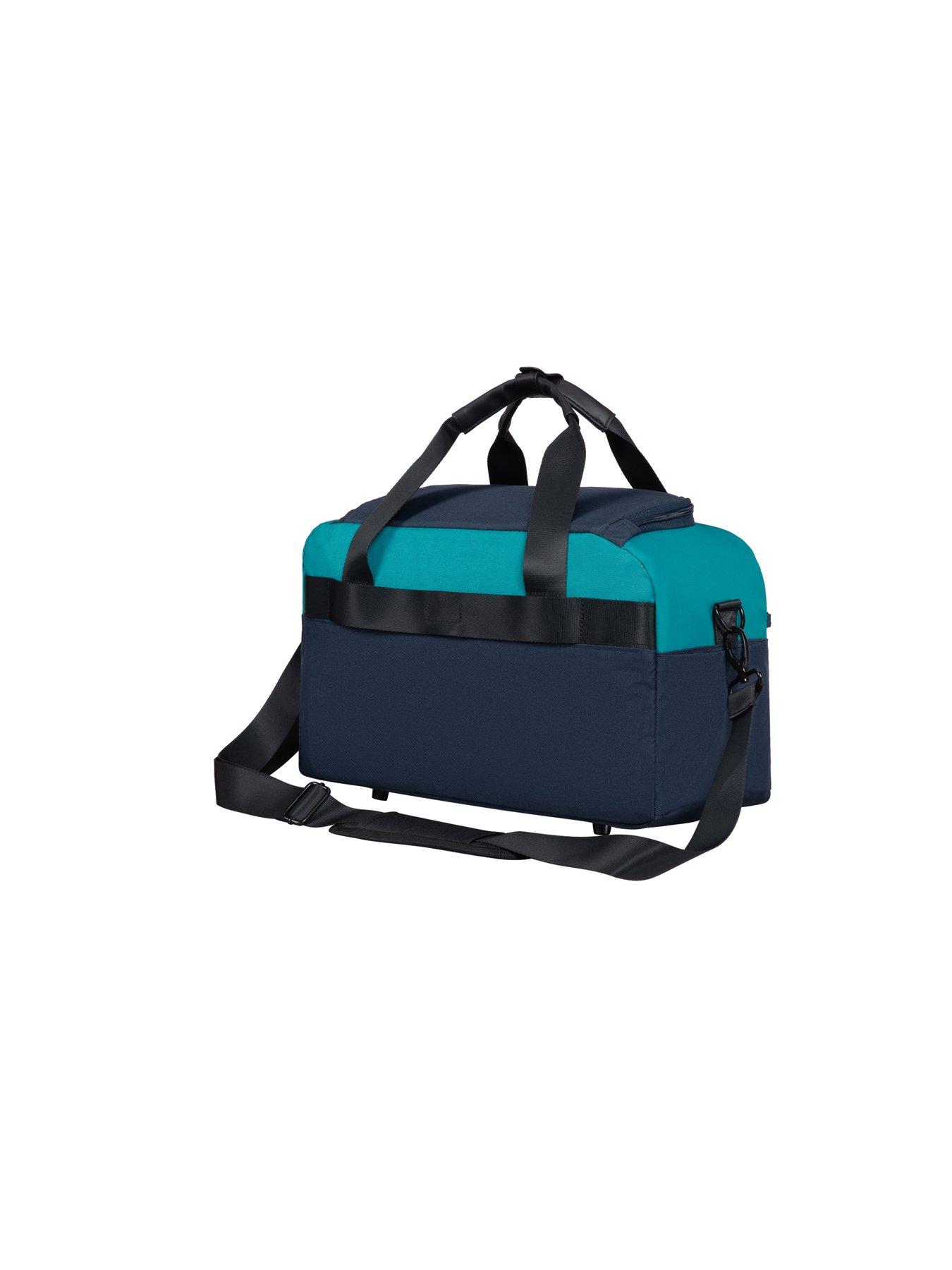 Image 3 of 7 of it Luggage Duo-Tone Travel Bag