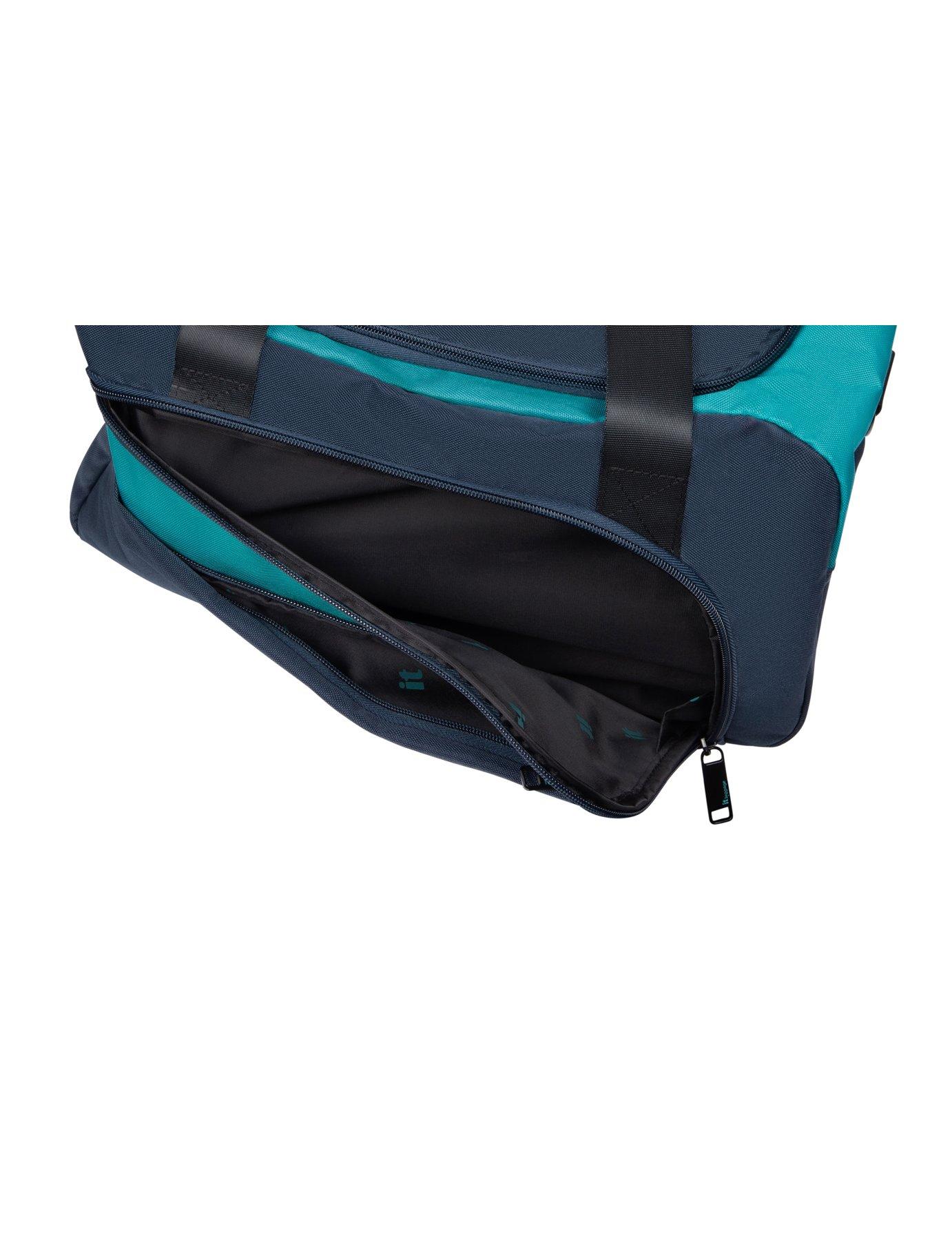 Image 6 of 7 of it Luggage Duo-Tone Travel Bag