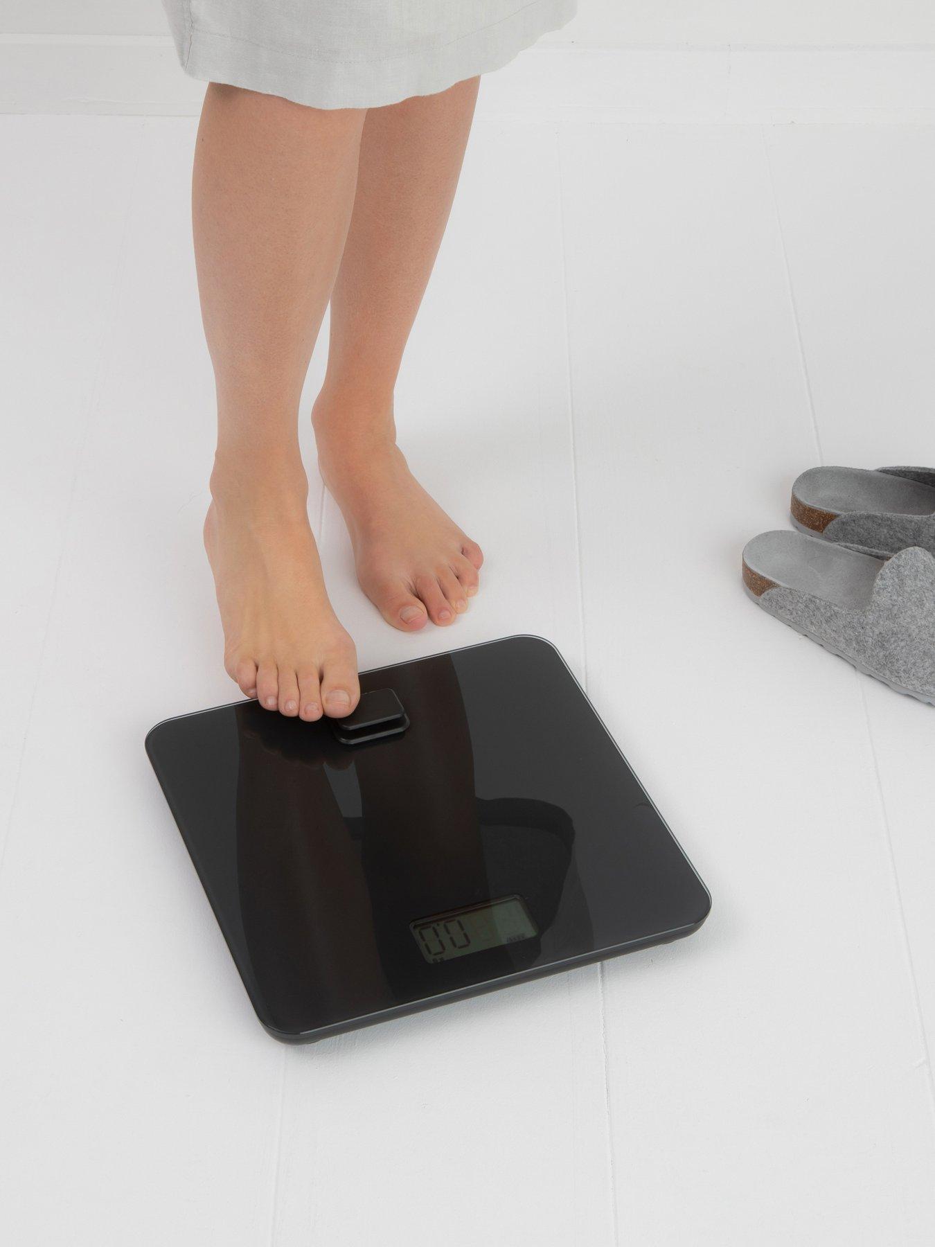 Image 6 of 7 of Brabantia Renew Battery Free Bathroom Scale