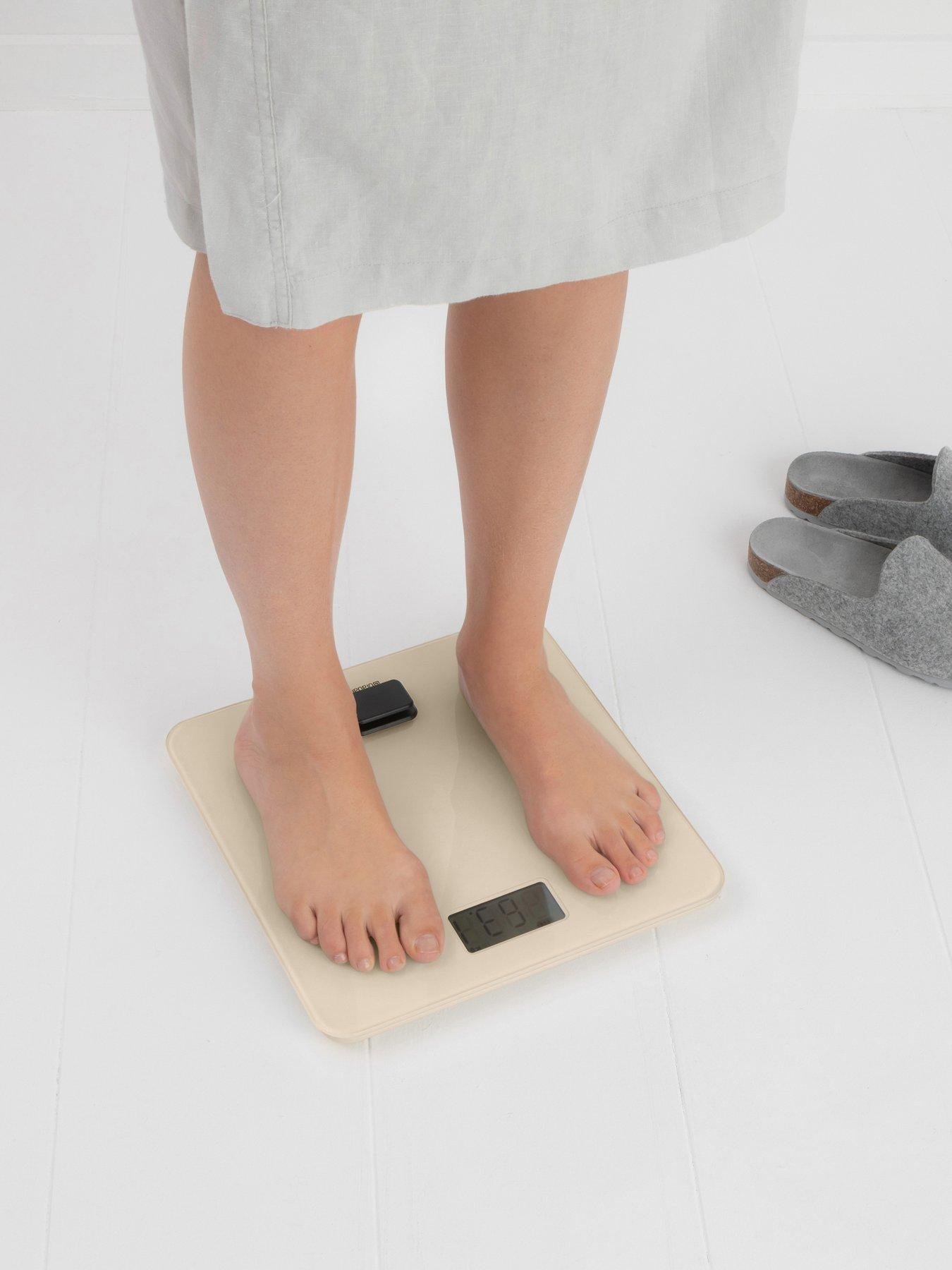 Image 6 of 7 of Brabantia Renew Battery Free Bathroom Scale