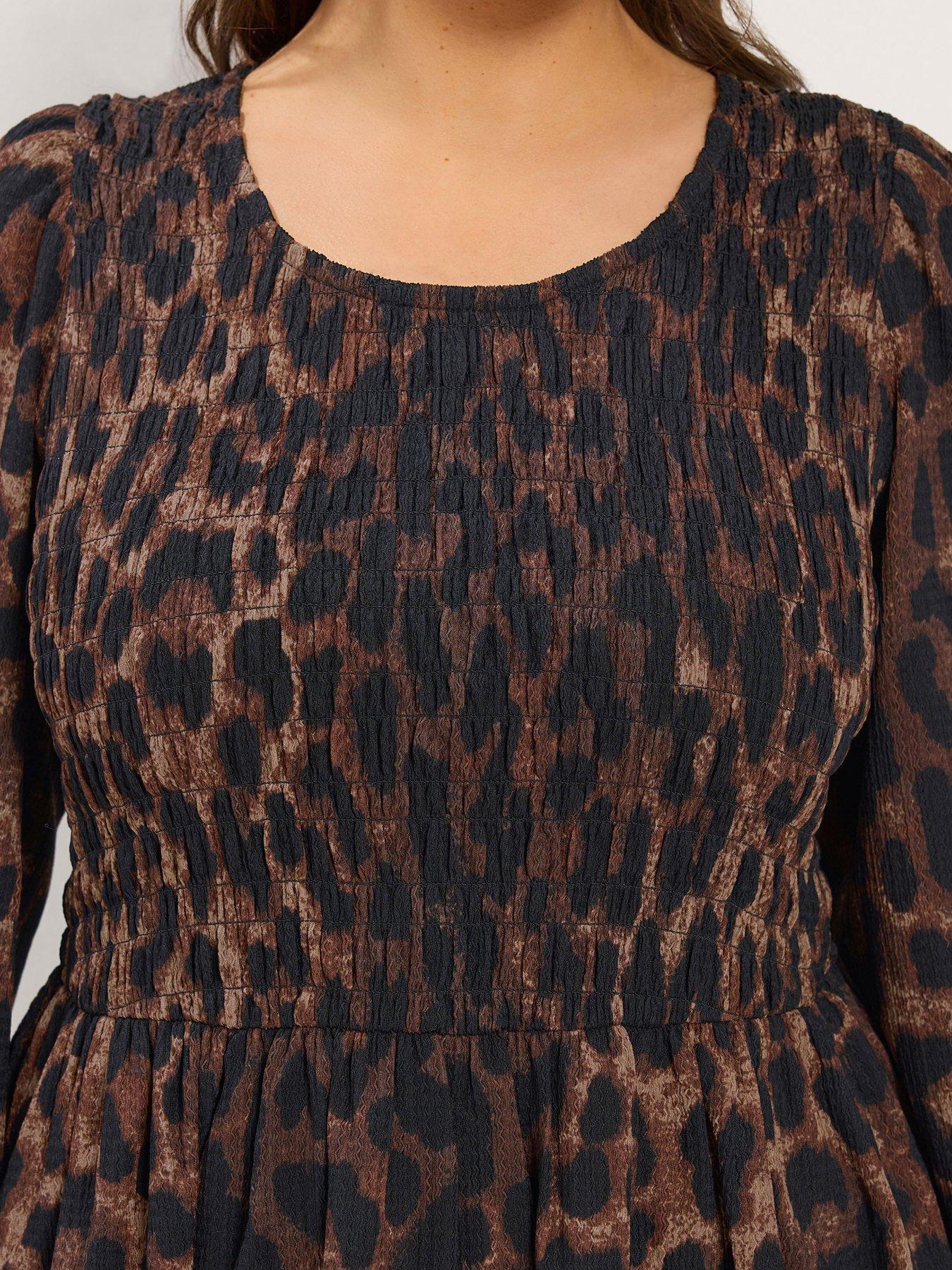 Image 4 of 4 of Yours Womens Curve Shirred Peplum Top - Brown