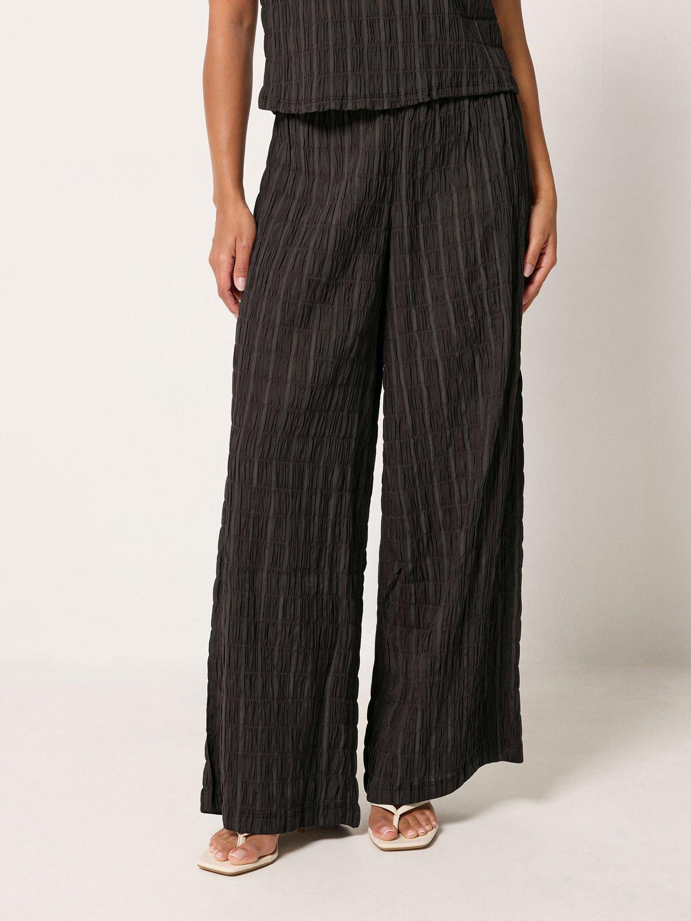 Image 1 of 4 of Yours Womens Petite Textured Stretch Wide Leg Trousers - Black