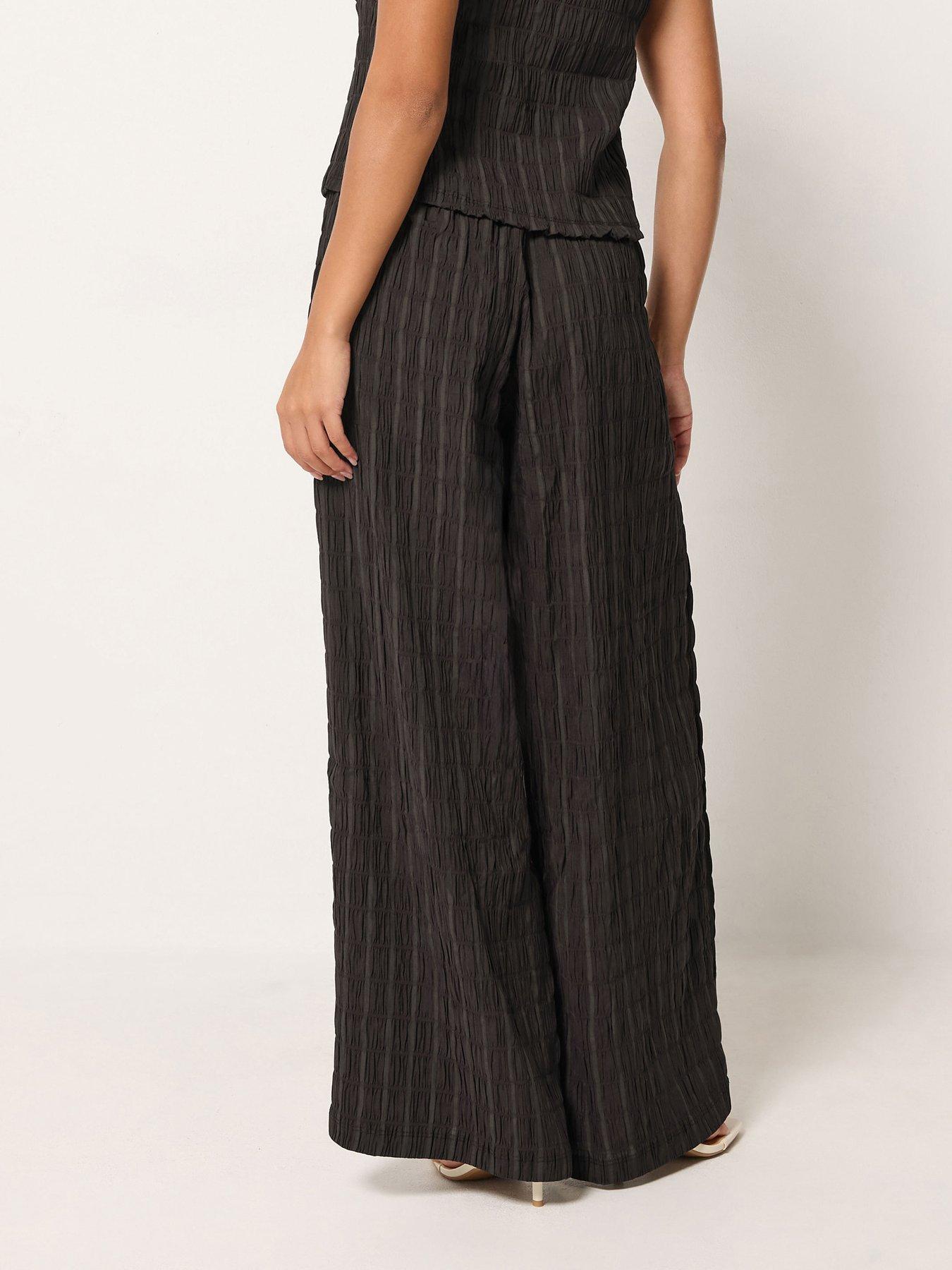 Image 2 of 4 of Yours Womens Petite Textured Stretch Wide Leg Trousers - Black