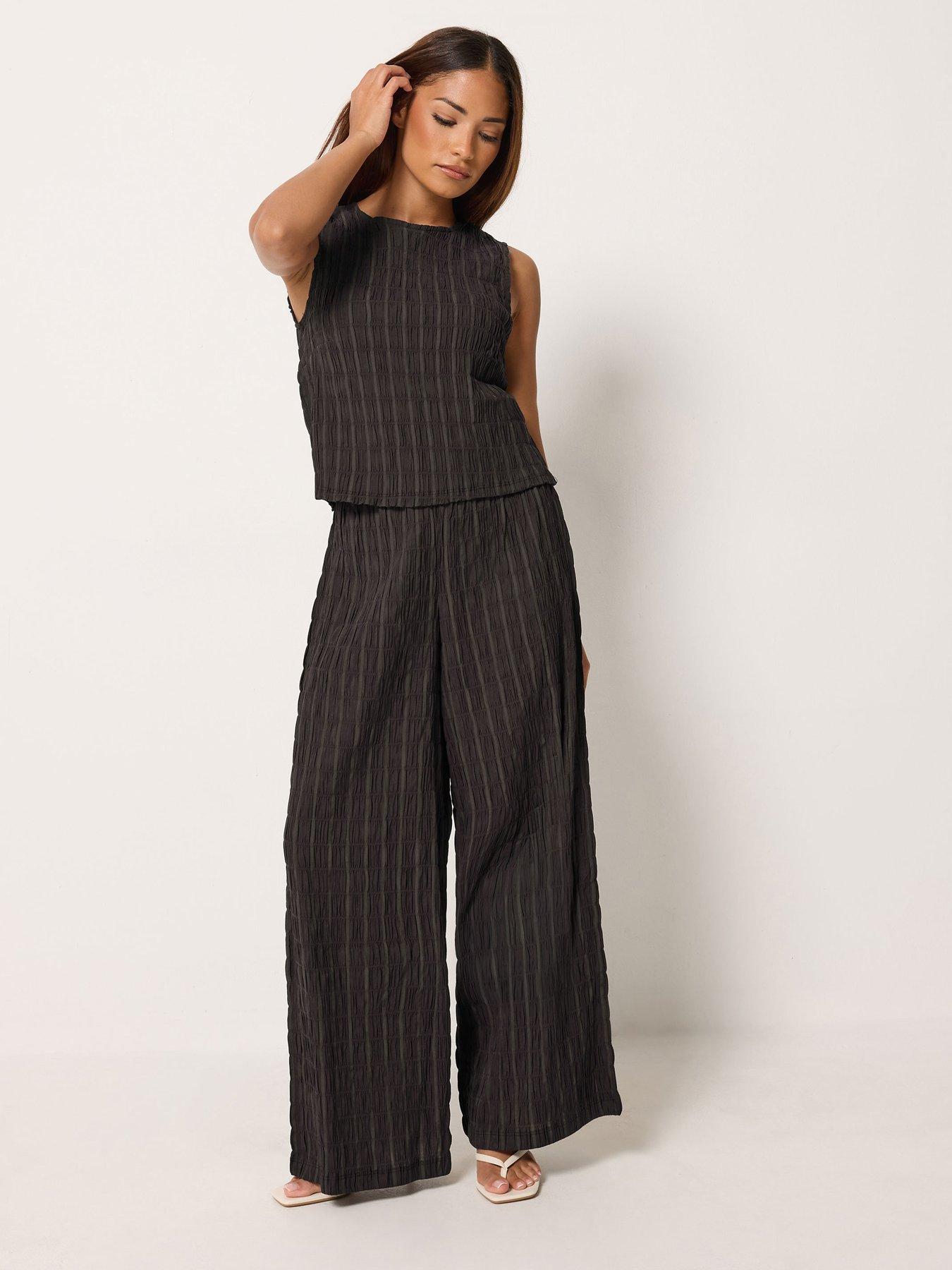 Image 3 of 4 of Yours Womens Petite Textured Stretch Wide Leg Trousers - Black