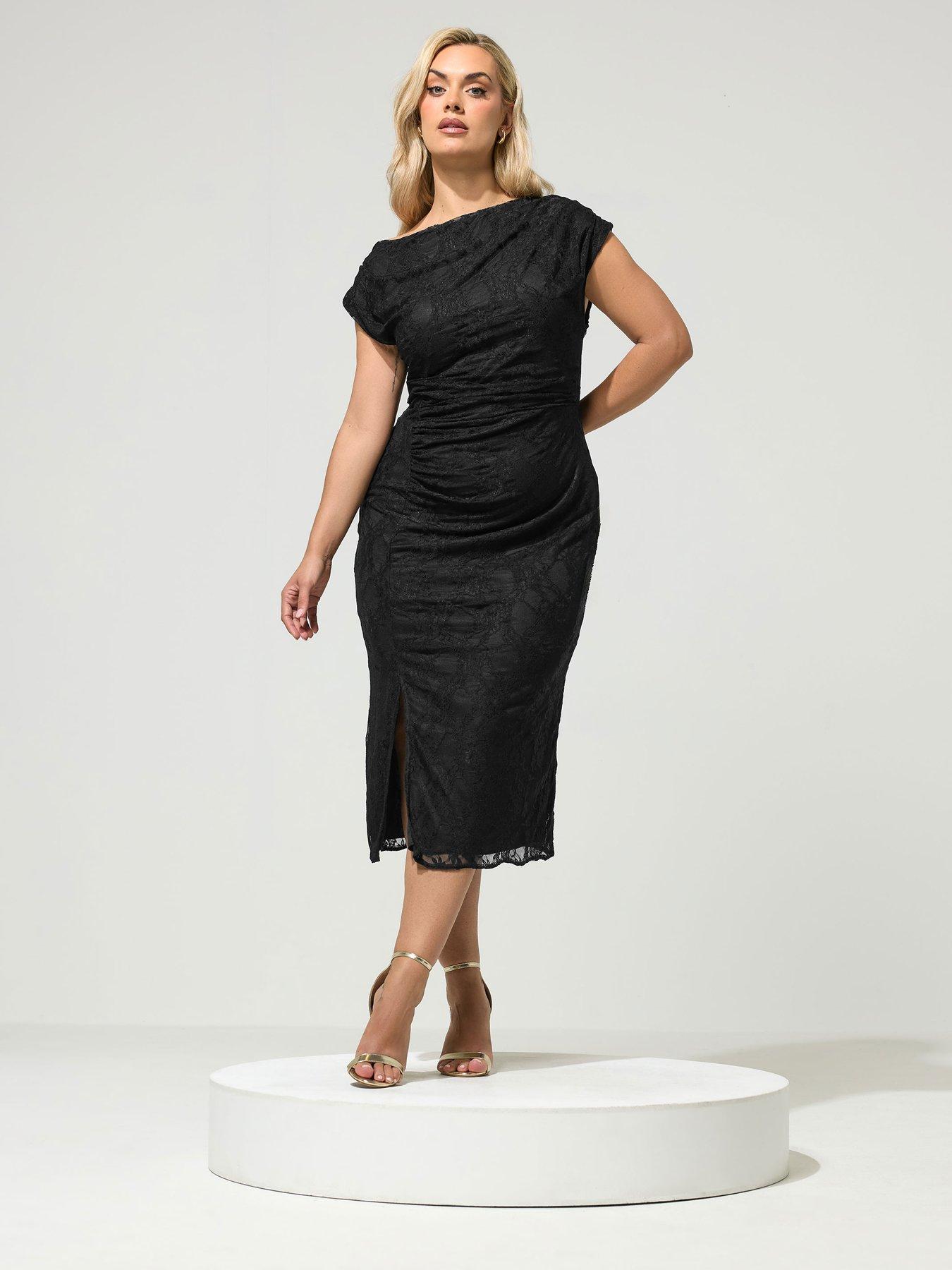Yours Women's Black Ruched Detail Lace Dress In Size 12 - Image 4