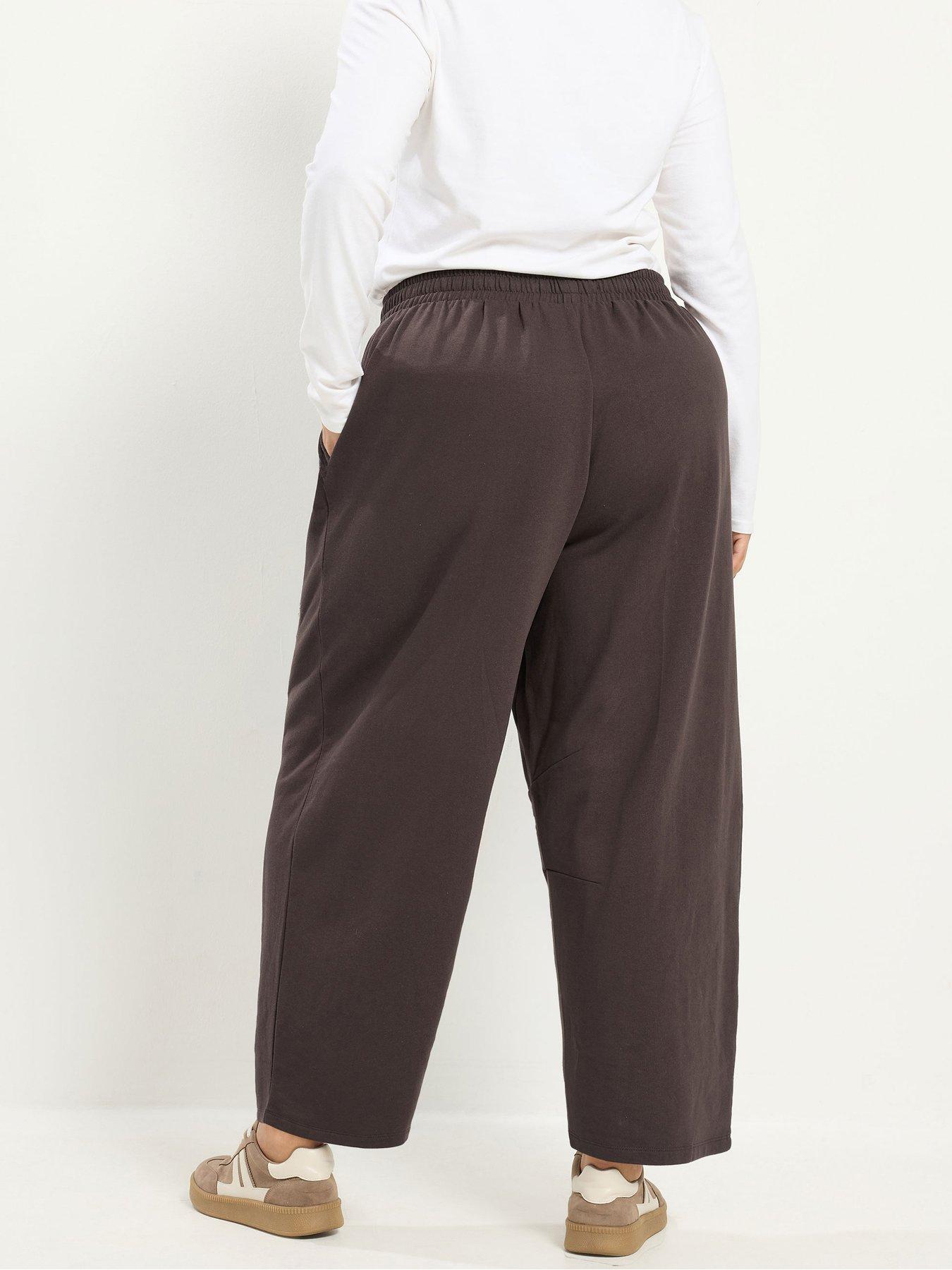 Image 2 of 4 of Yours Womens Curve Barrel Leg 28 Inch Joggers - Brown