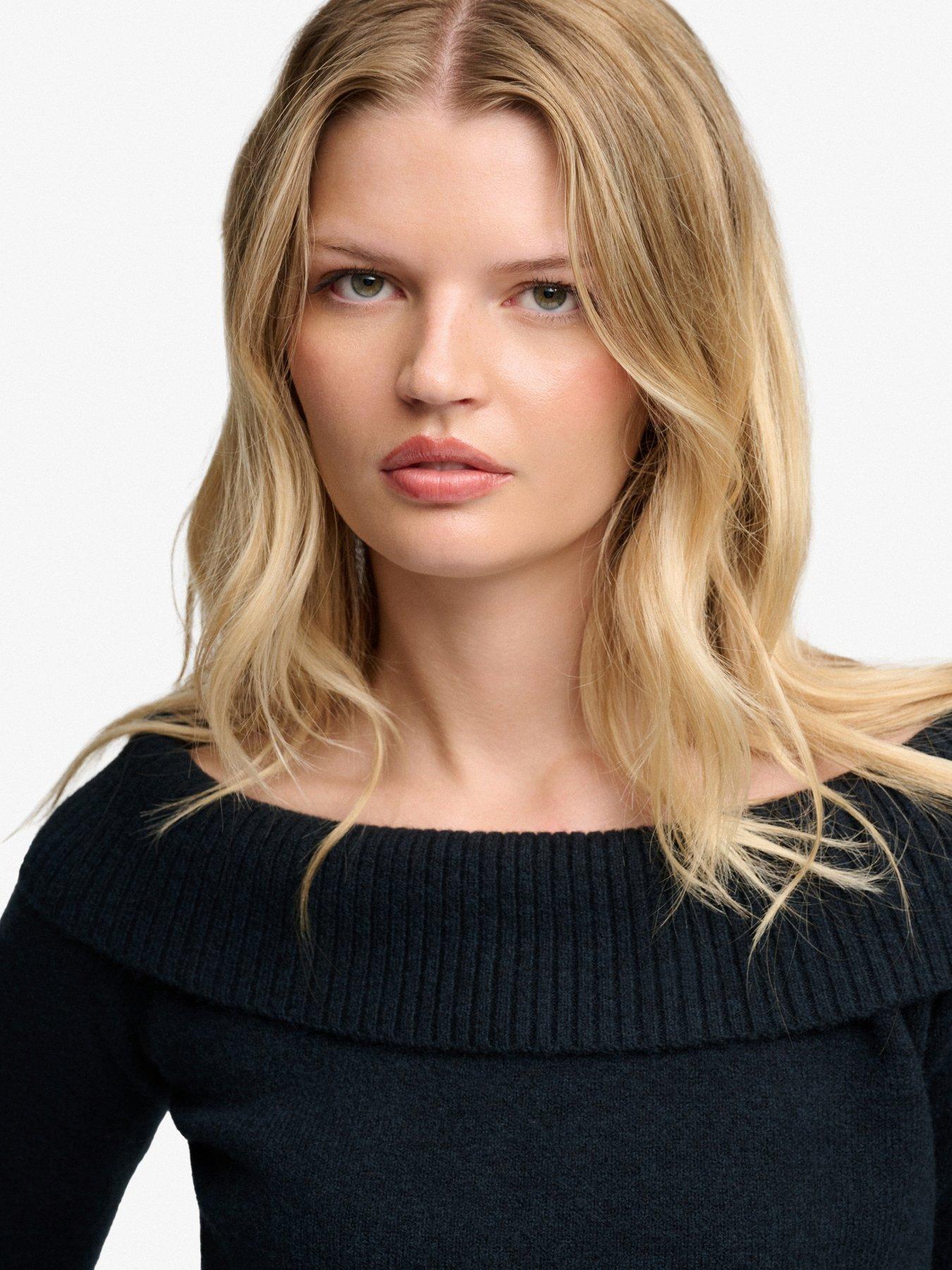 Image 5 of 6 of Superdry Superdry Bardot Knitted Jumper - Navy