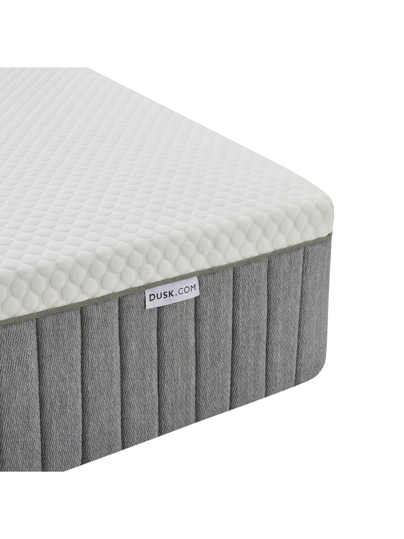 Image 4 of 7 of Dusk Soft Range Mattress
